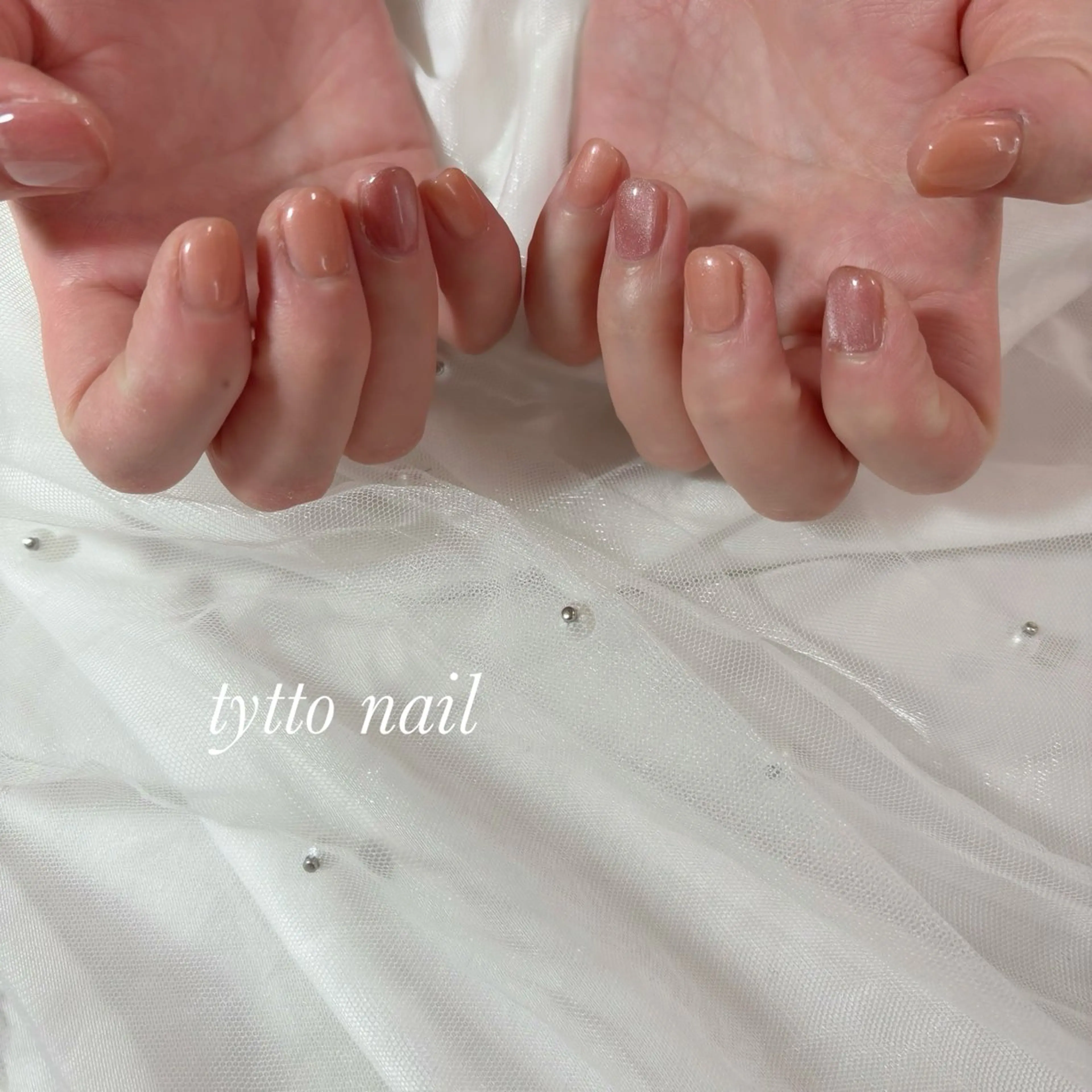 ネイル マグネットネイル オフィスネイル ワンカラーネイル ピンク ショートネイル ハンドネイル tytto nail ❤︎‪‪eri‪‪のネイルデザイン