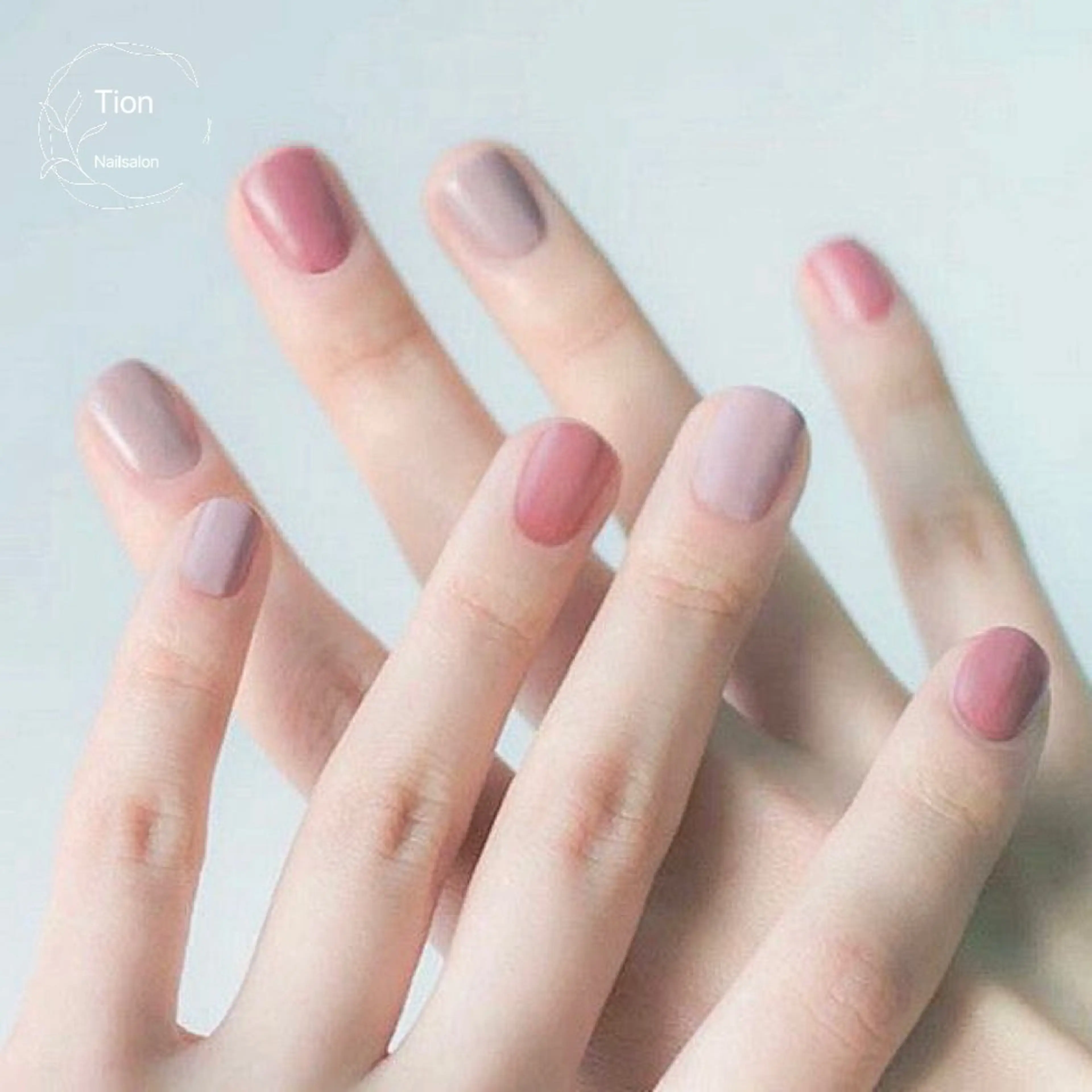 ネイル チークネイル 長さ出し フットネイル フレンチネイル ジェルネイル Nailsalon Tion 横浜西口店のネイルデザイン