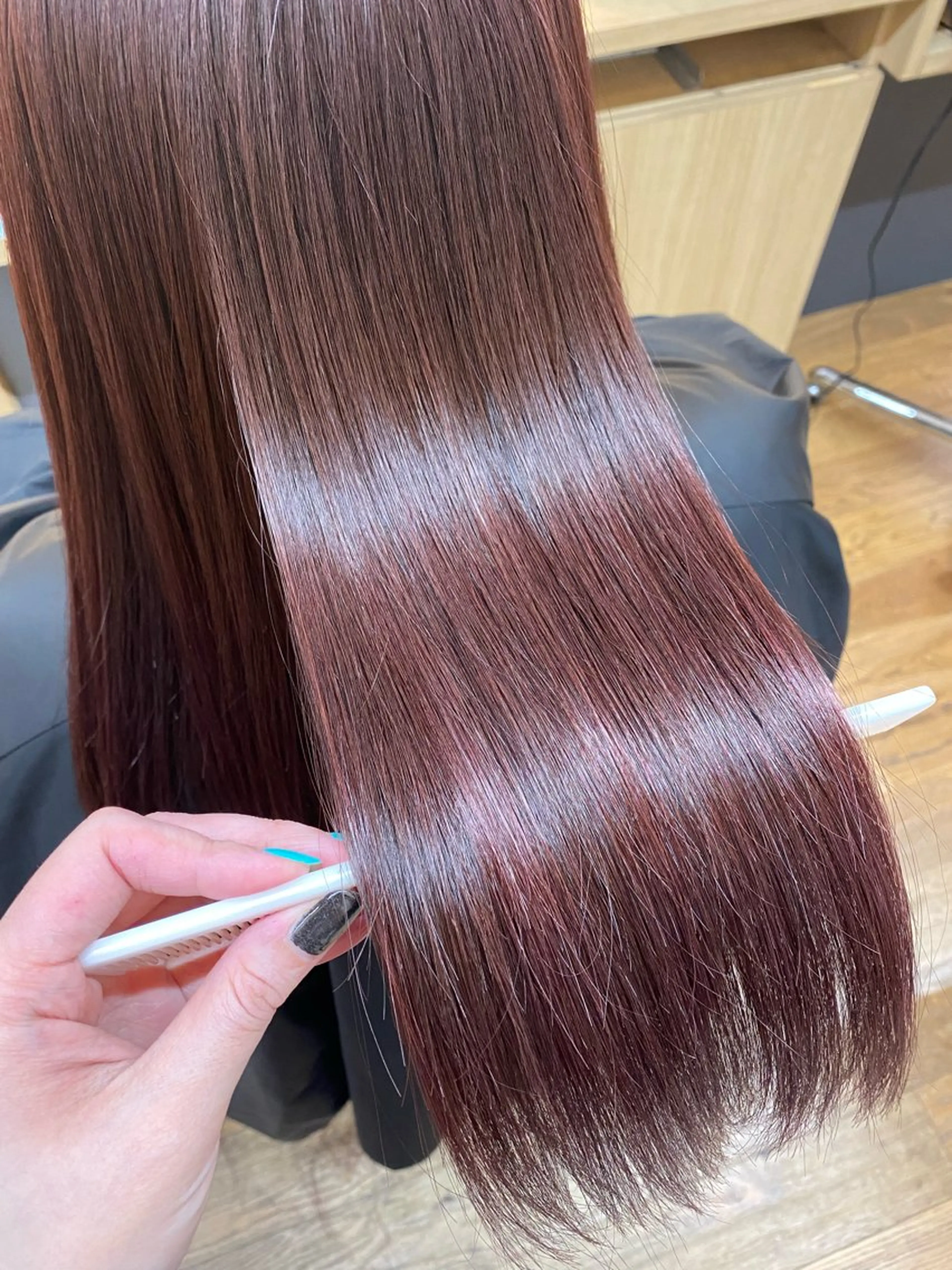 セミロング カラー ヘアアレンジ ブリーチ ブリーチなしカラー トリートメント カット ヘアカラー トリートメント 韓国ヘア sasugaのヘアスタイル