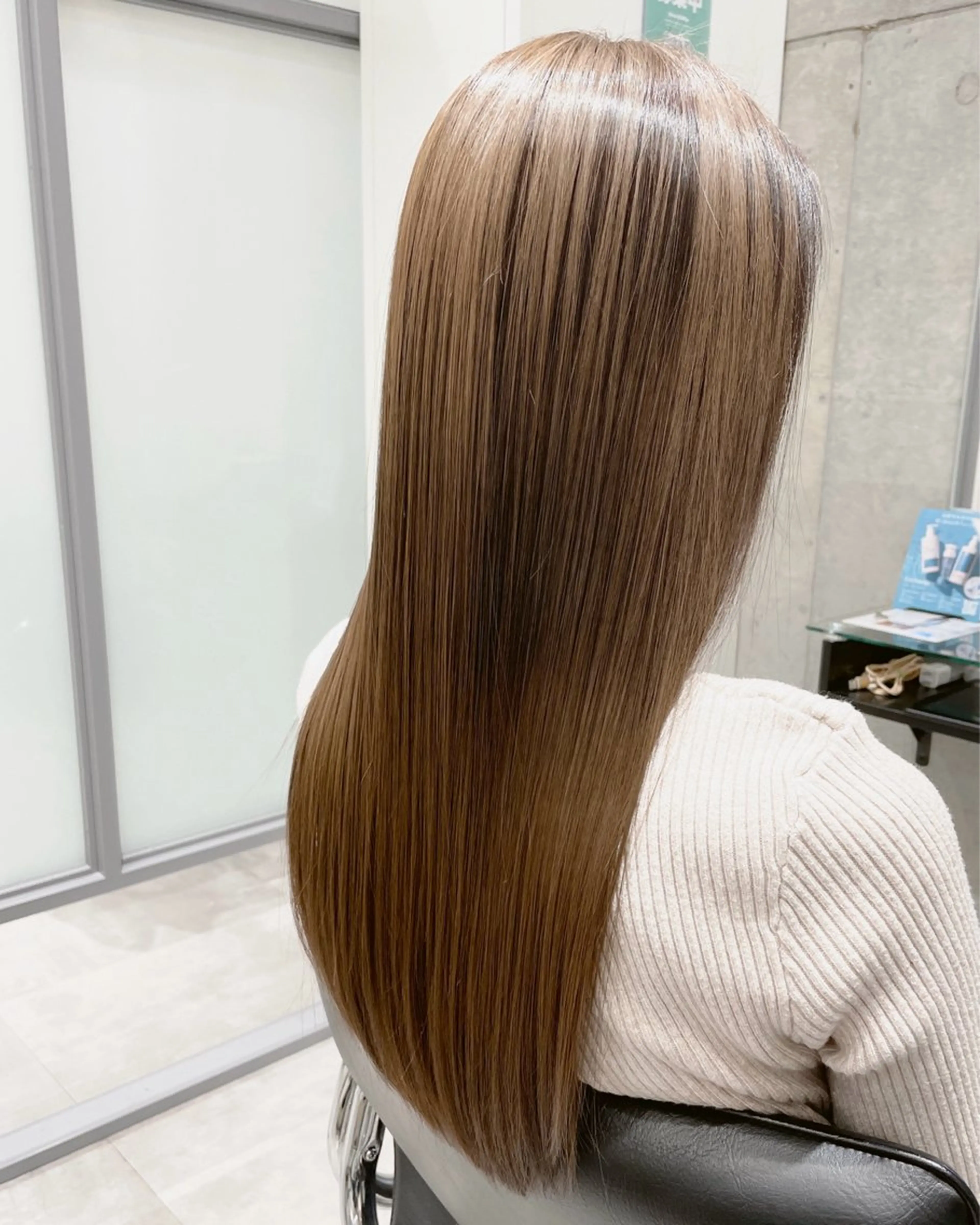 ロング カラー 髪質改善 トリートメント カット ヘアカラー トリートメント Leyシェアサロン所属・KenIchi施術者 1%未満ドライカットのヘアスタイル