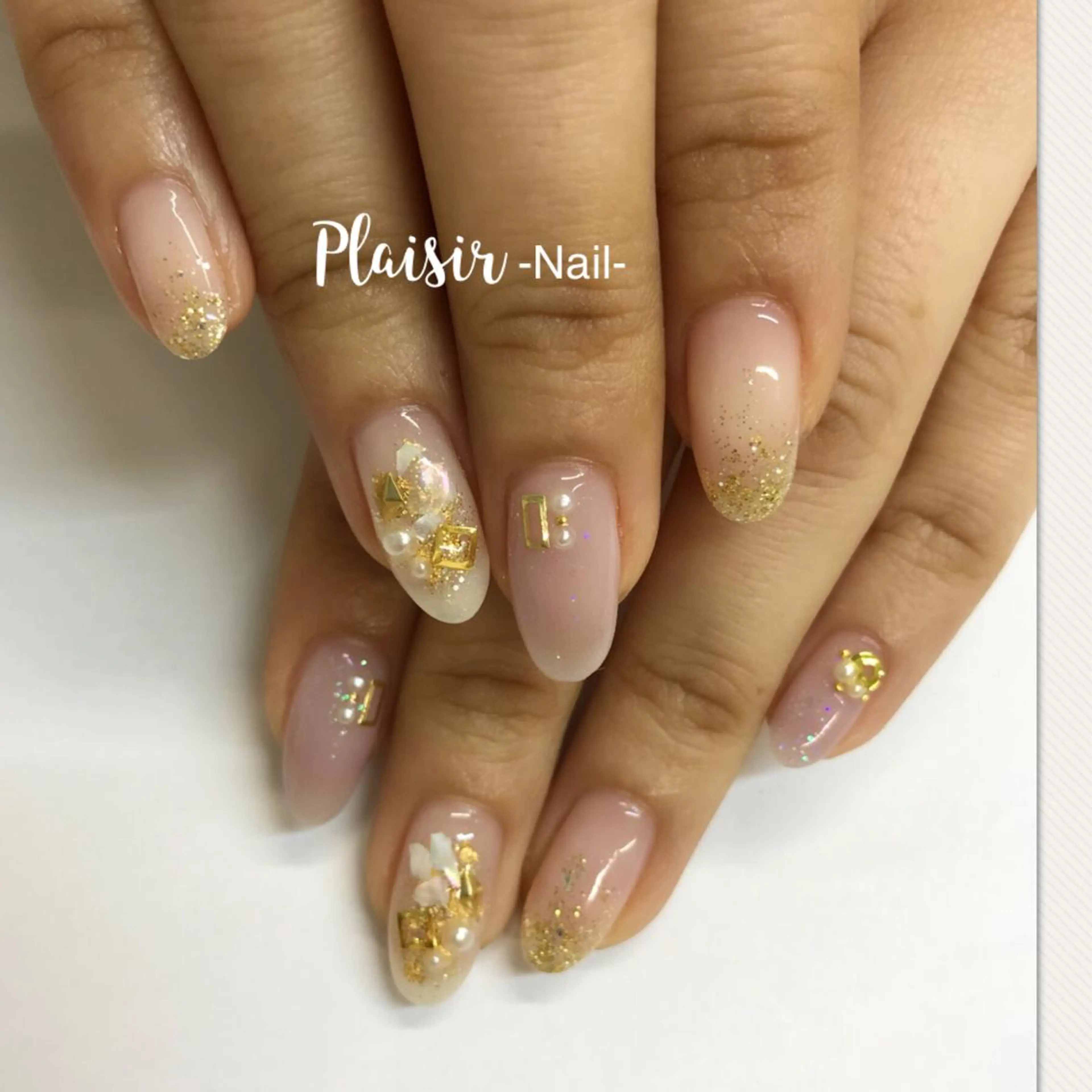 ネイル アートネイル 持ち込み 山崎 みゆきのネイルデザイン
