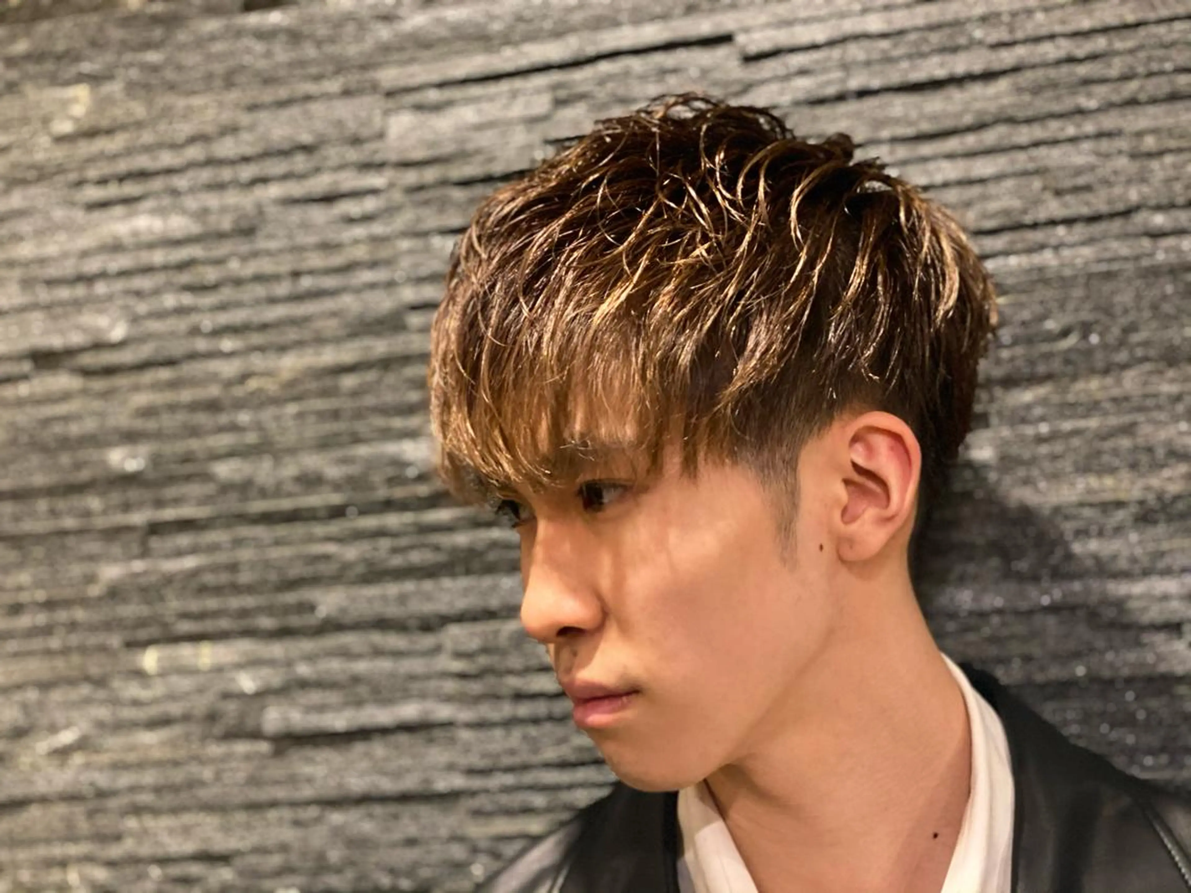 ショート パーマ メンズ 浅見 天翔のヘアスタイル