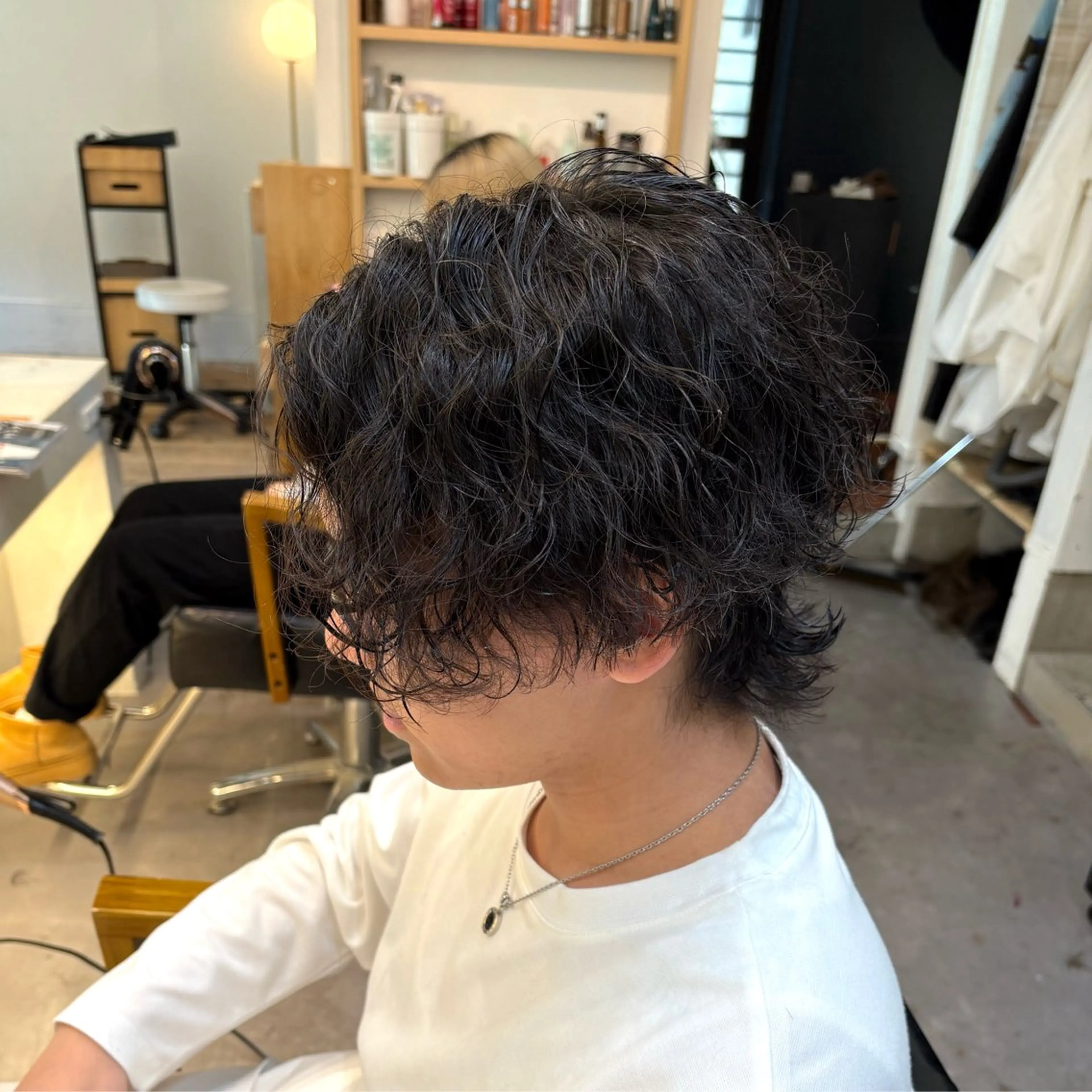 パーマ メンズ メンズパーマ ツイストスパイラルパーマ メンズウルフカット ウルフカット スパイラルパーマ カット パーマ GISELA サリナのヘアスタイル