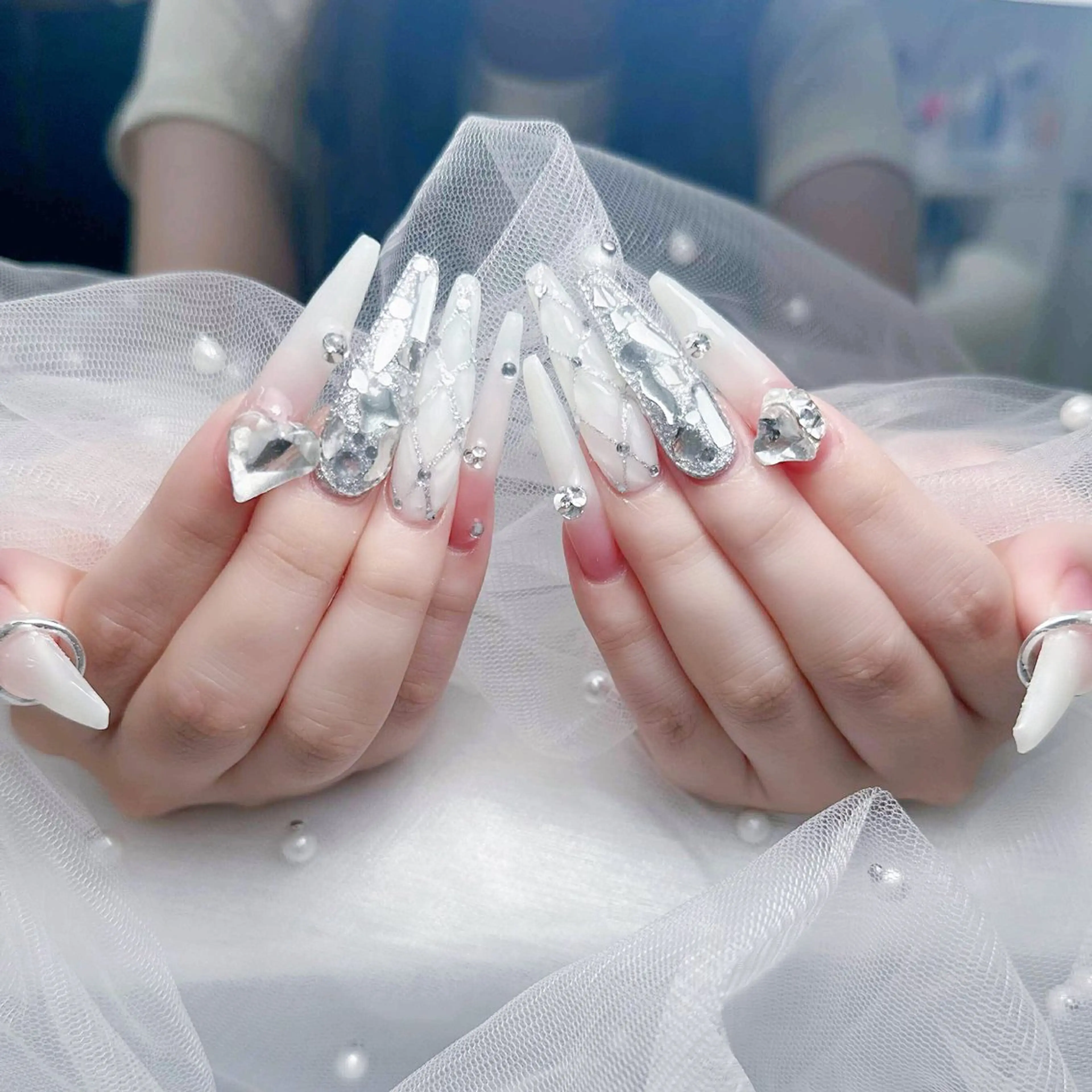 ネイル ハンドネイル ハンドケア Nova Nail Nambaのネイルデザイン