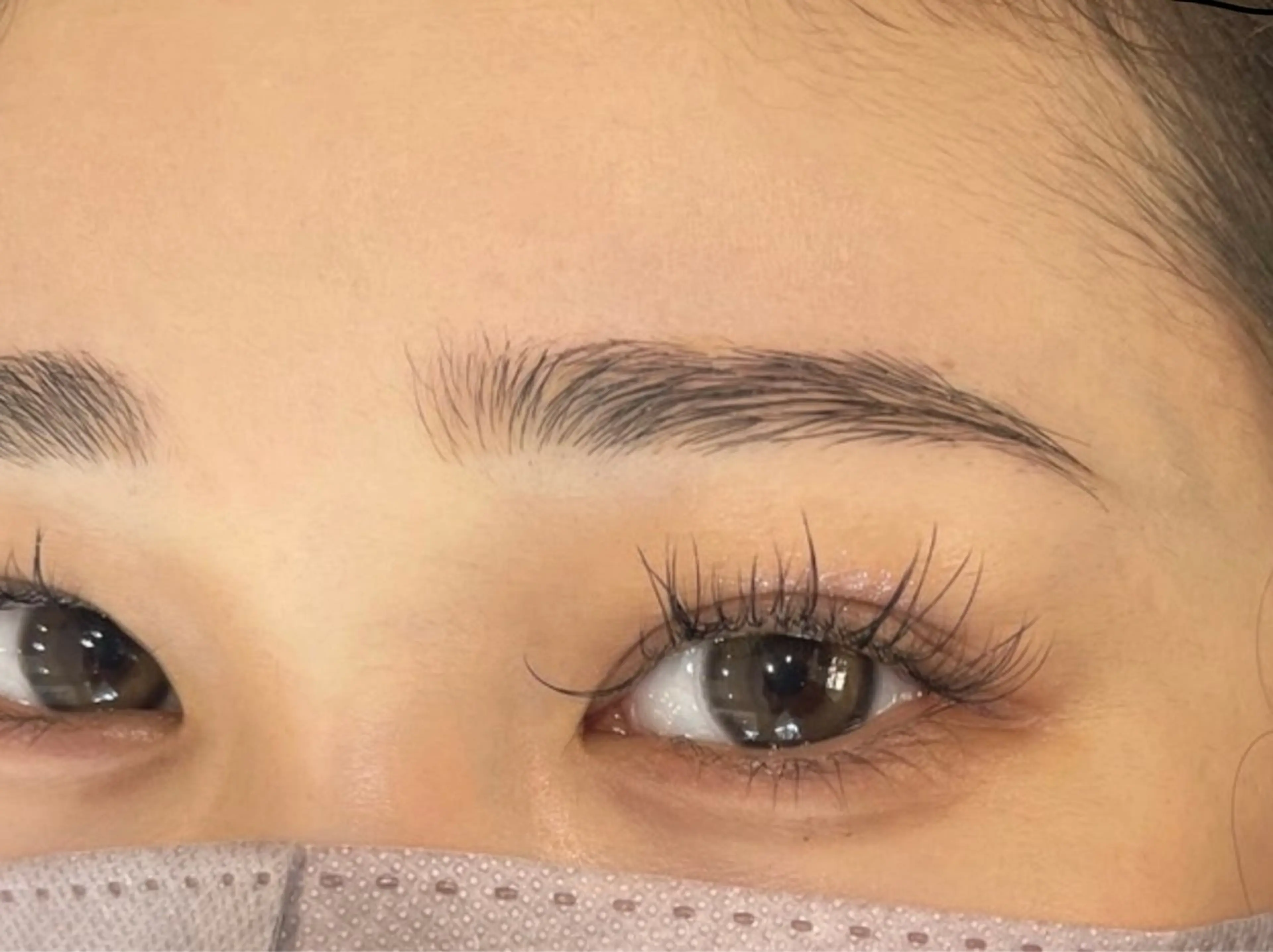 ✨HBL無料モデル‼️眉ワックス+眉癖改善✨の写真