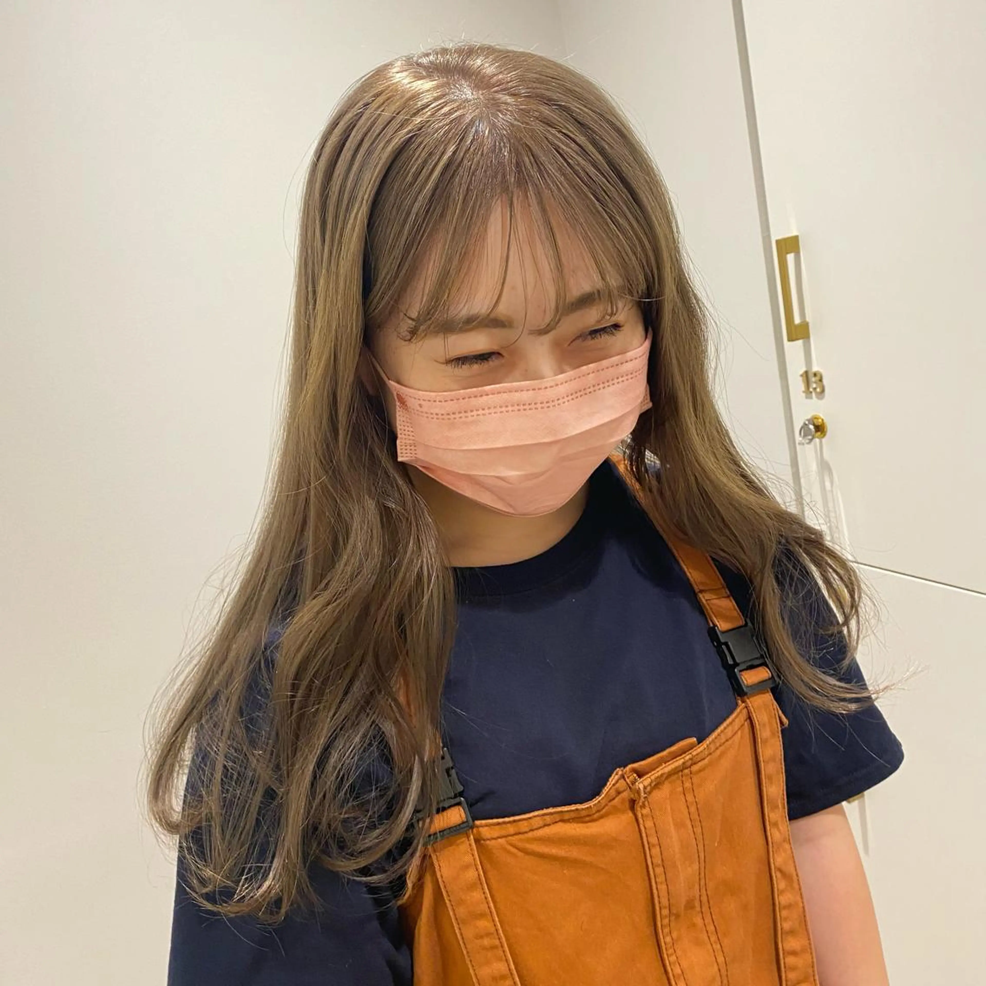 カラー ベージュカラー ミルクティーベージュ 増井 彩乃のヘアスタイル