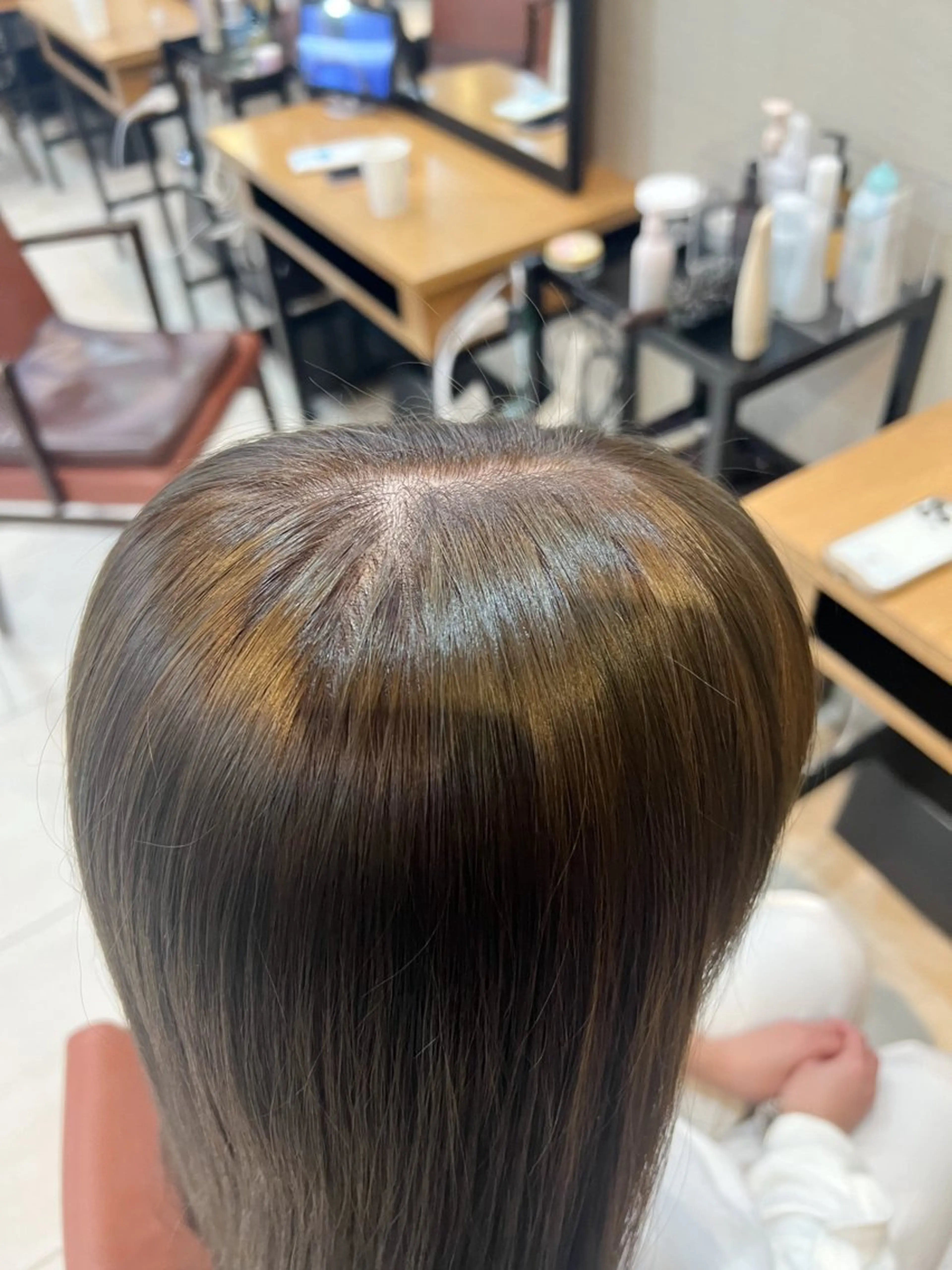 ロング カラー ベージュカラー 透明感カラー オリーブベージュ オリーブカラー トリートメント ヘアカラー トリートメント 艶カラー/透明感 /ヒグチアオイのヘアスタイル