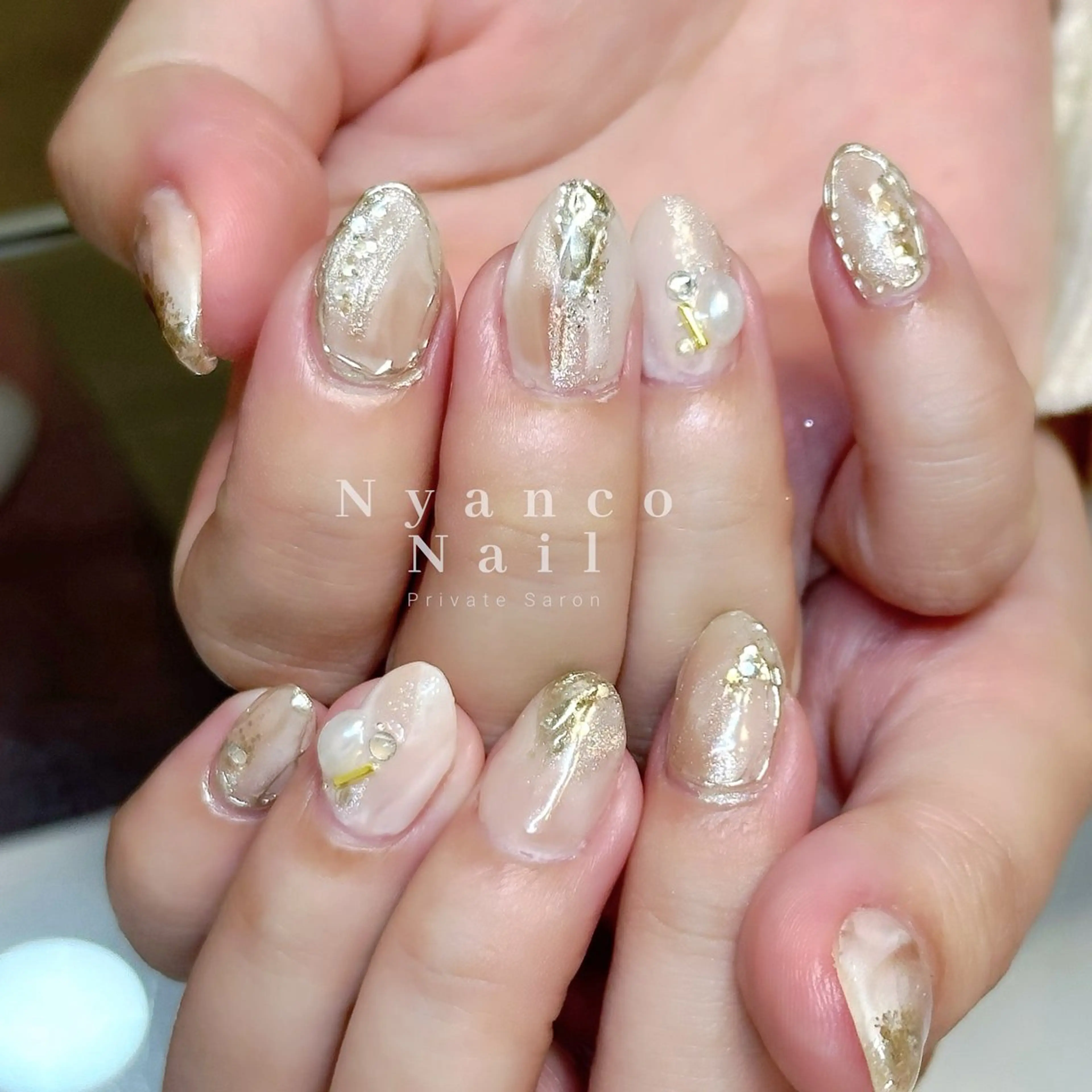 ネイル ブラウン ジェルネイル マグネットネイル ニュアンスネイル Nyanco Nailのネイルデザイン