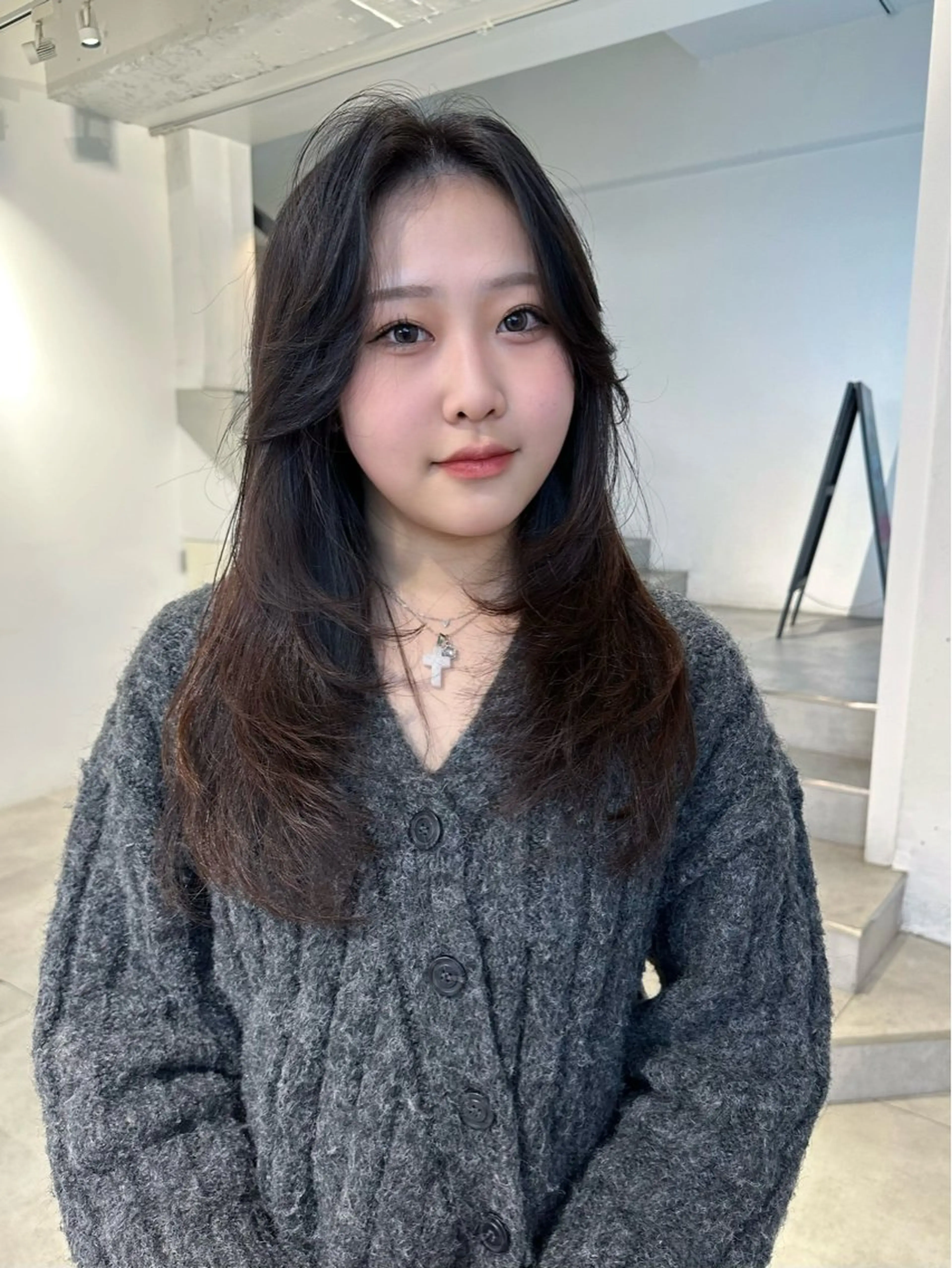ロング カット 🌫️韓国hair kanon🇰🇷のヘアスタイル