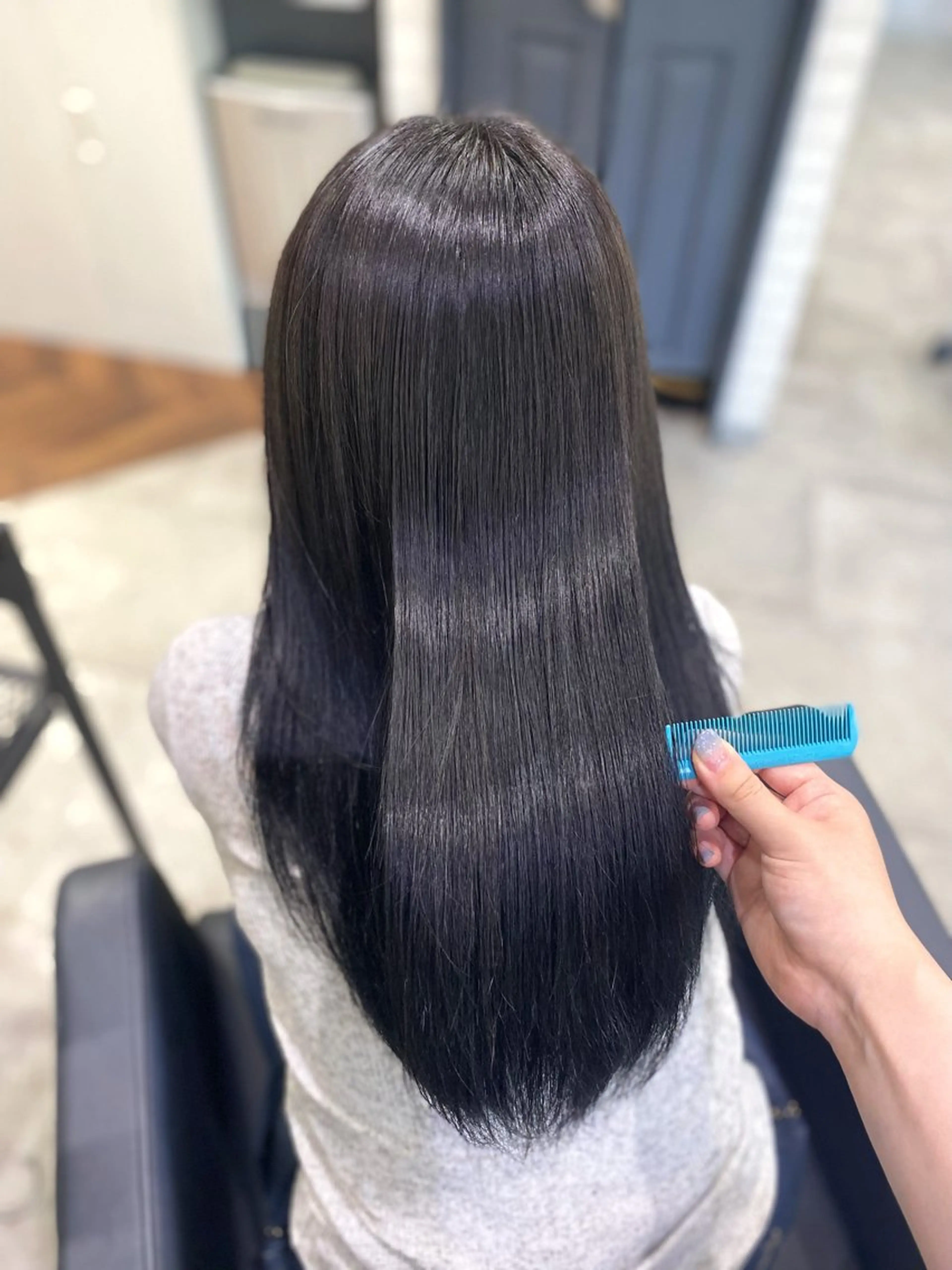 ロング カラー 透明感カラー カット ヘアカラー トリートメント shiori /艶髪 /顔周り/髪質改善のヘアスタイル