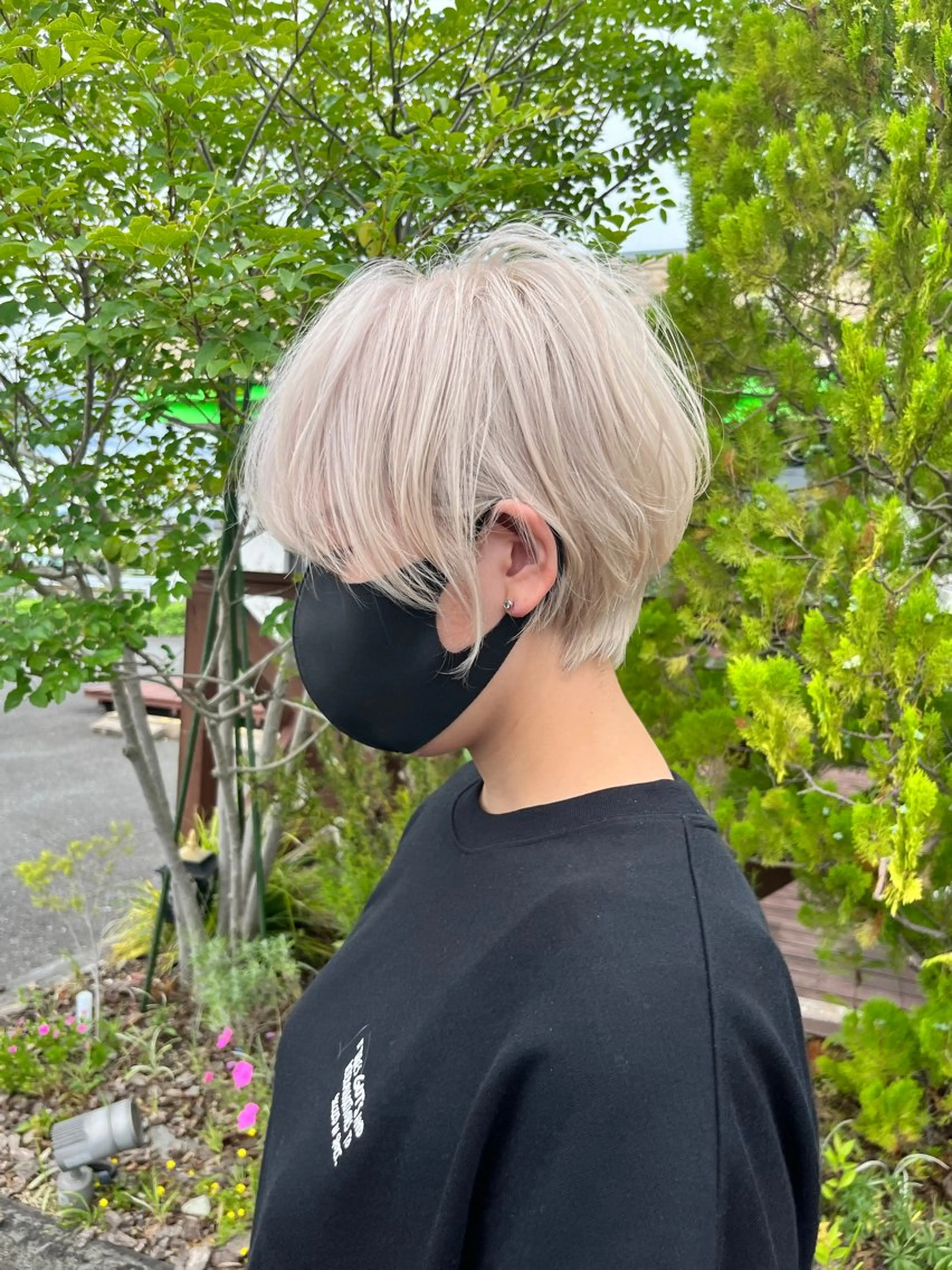 ケアブリーチ(全体orハイライト)+ケアカラー+カットの写真