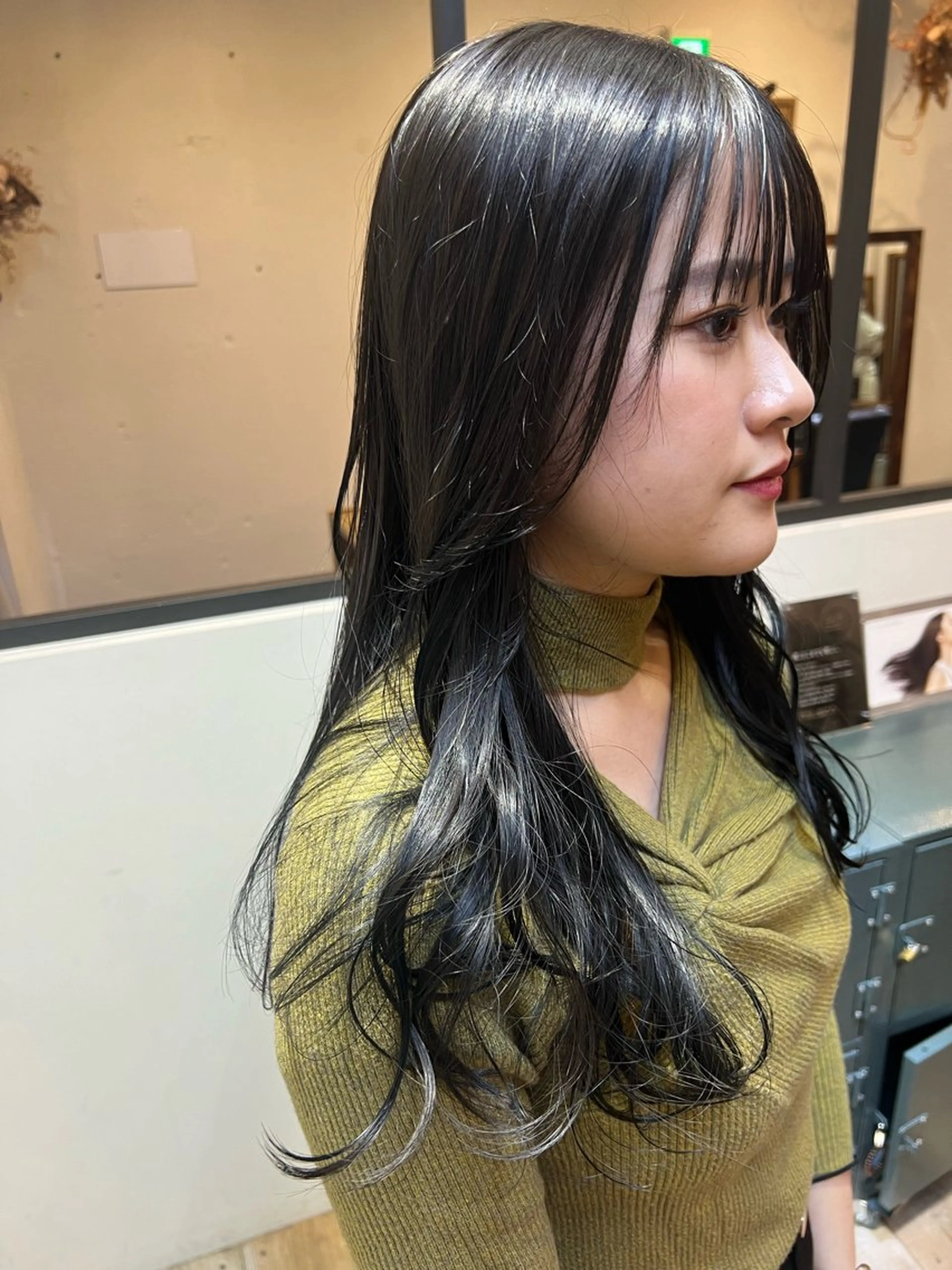 ミディアム カット ヘアカラー トリートメント 髪質改善/艶髪カラー 関野文也のヘアスタイル
