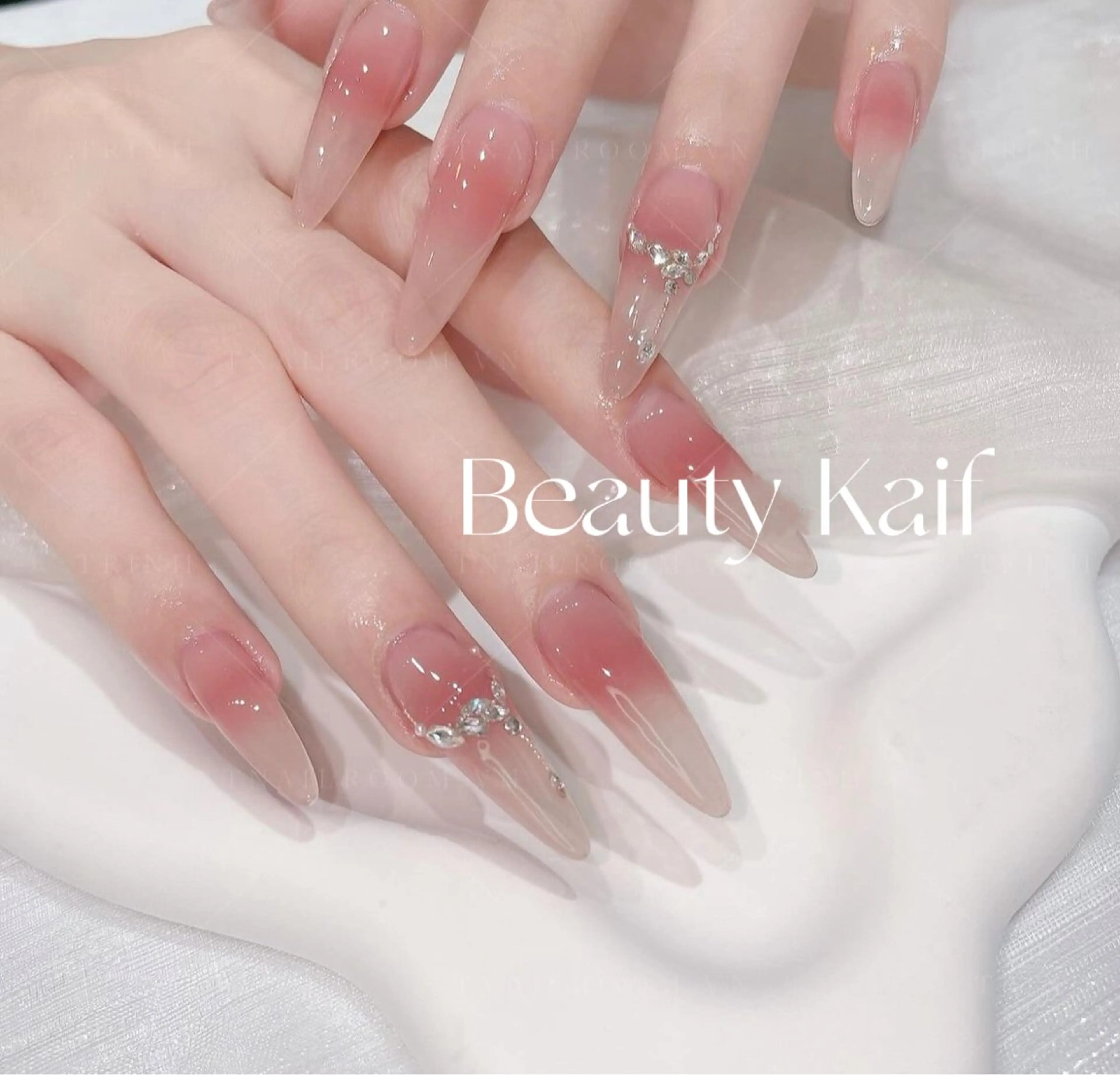 ネイル Kaif ネイル サロンのネイルデザイン