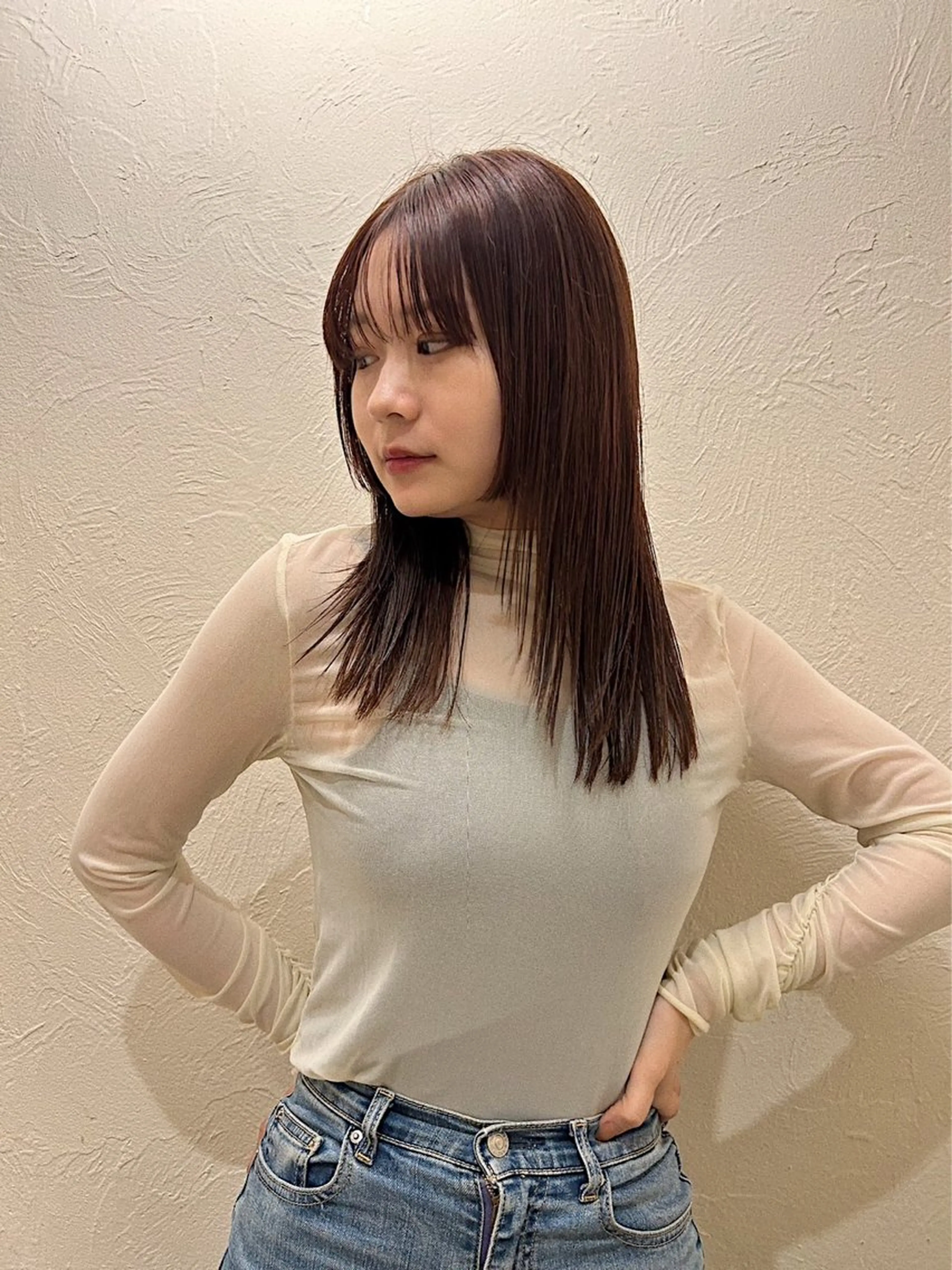ミディアム ミディアムレイヤー レイヤーカット 艶カラー/ 縮毛矯正 /   タキダのヘアスタイル
