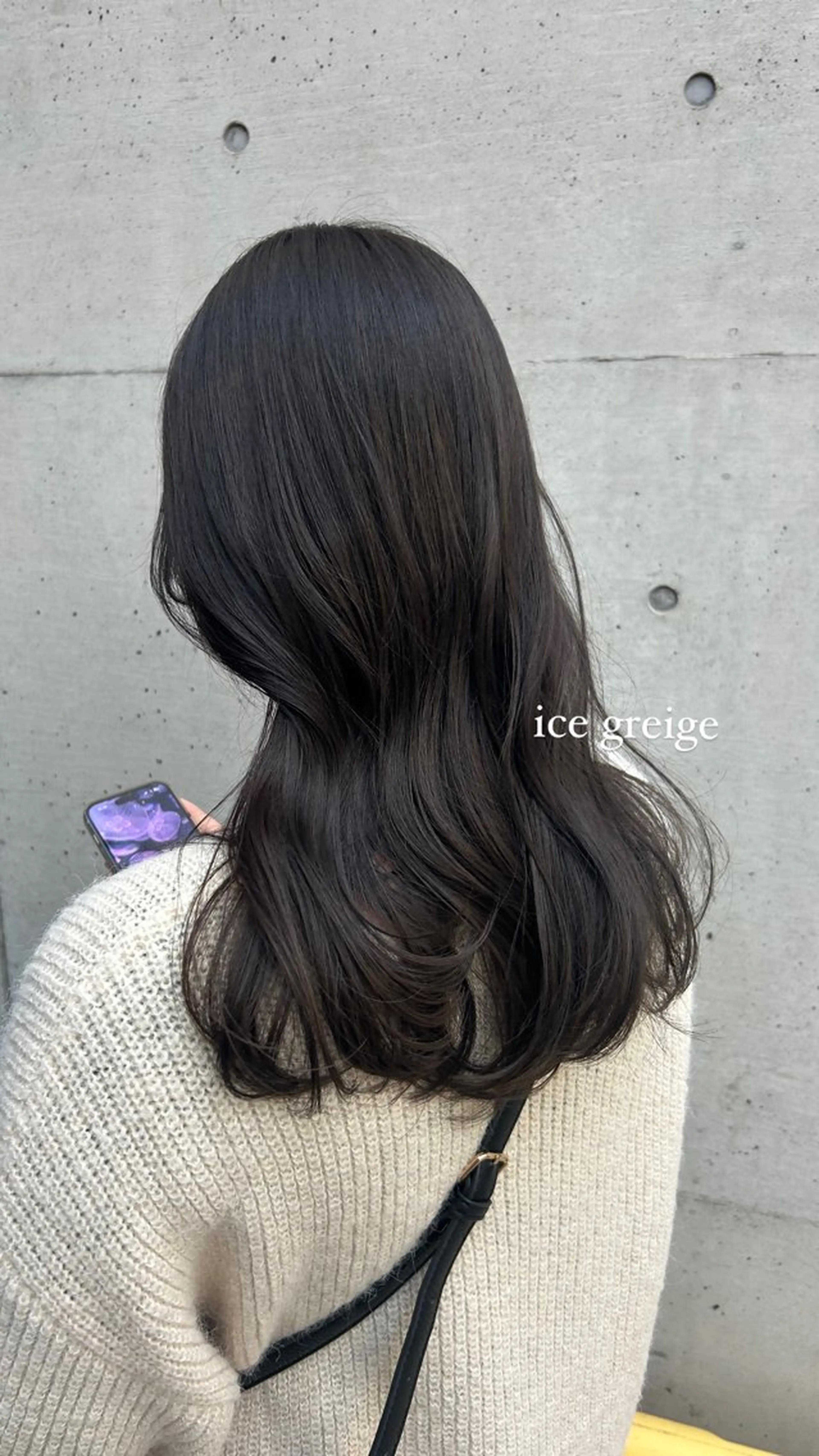 セミロング カラー ミウラナツサ 🖤レイヤーカットのヘアスタイル