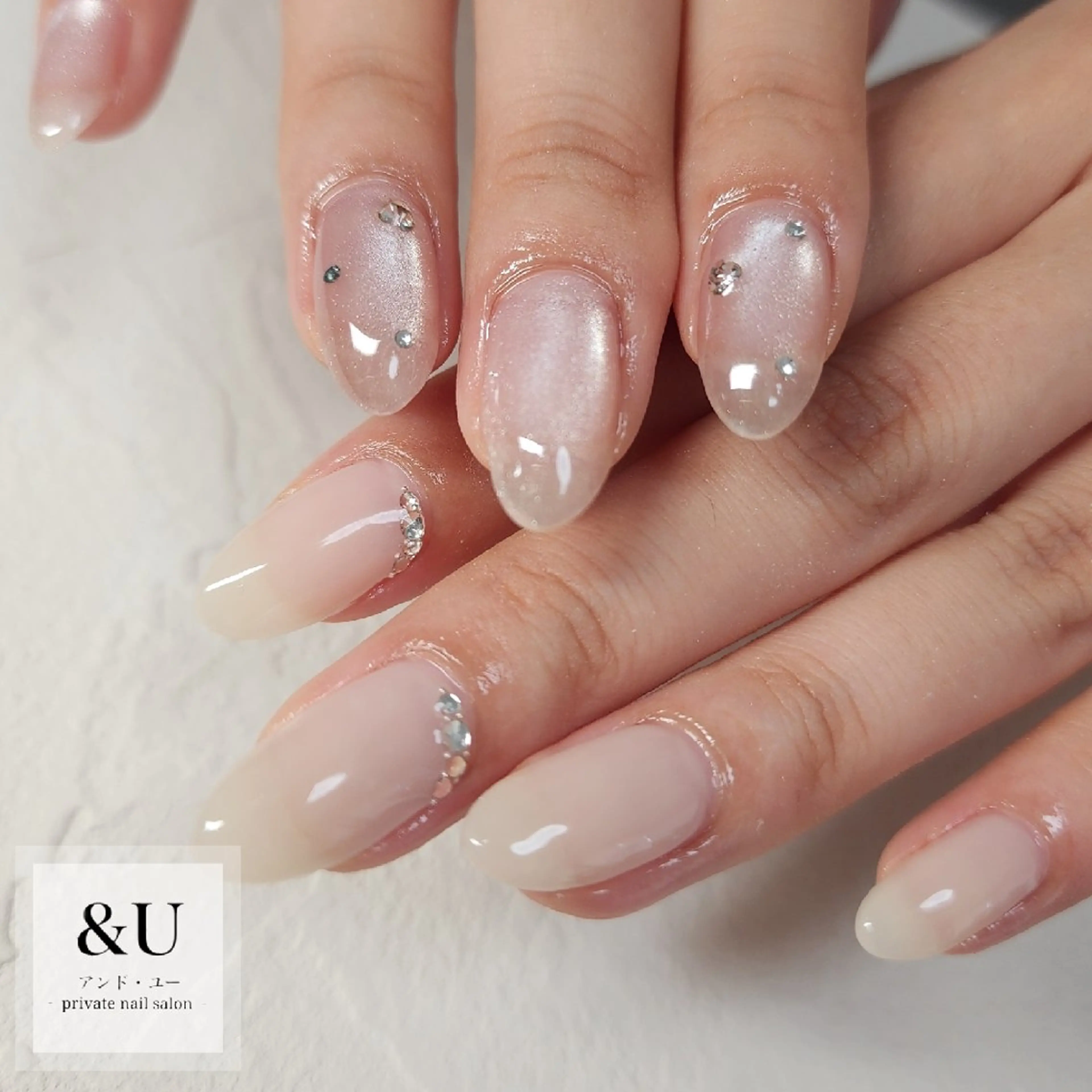 ネイル ロングネイル 持ち込み ハンドネイル &U (アンド・ユー)のネイルデザイン