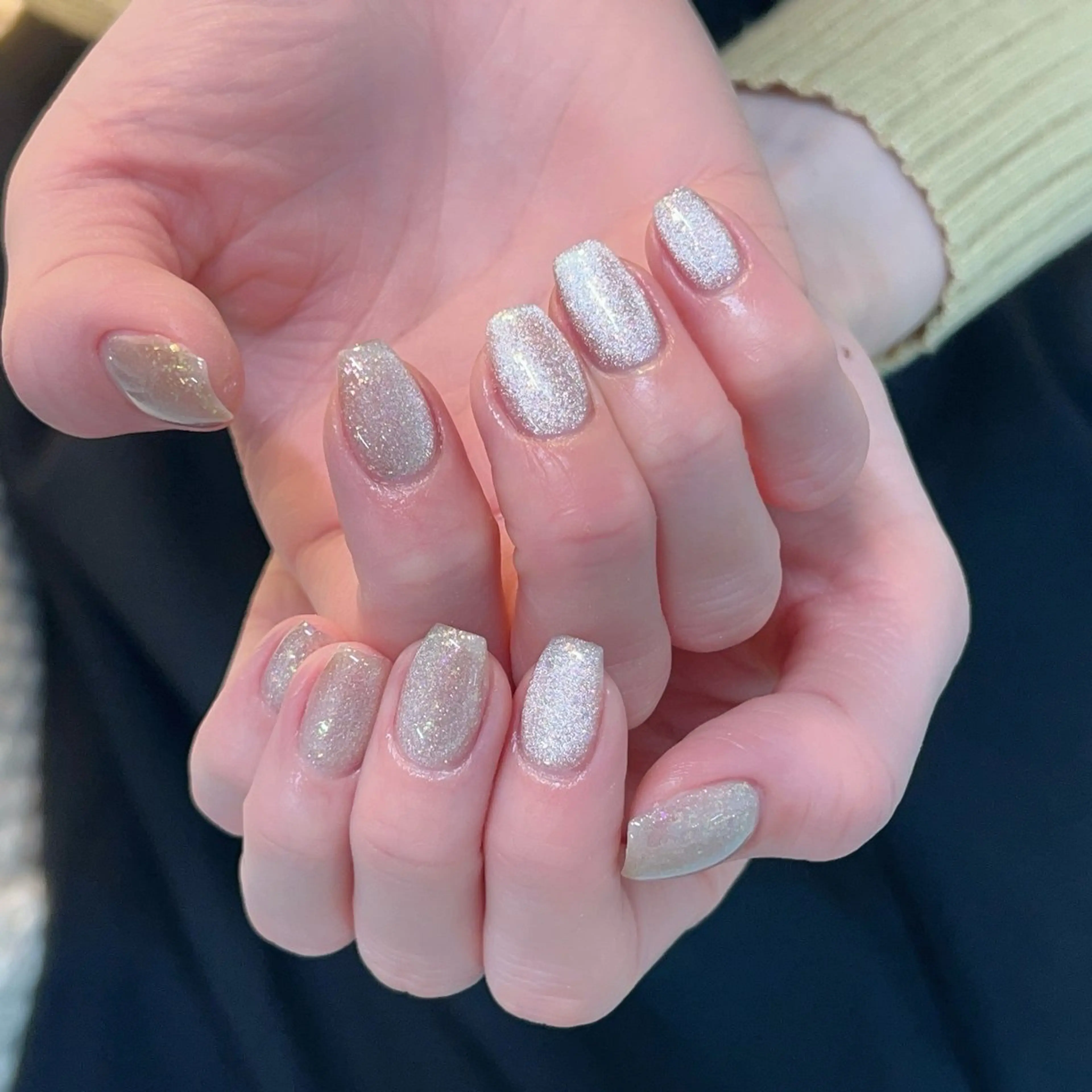 ネイル マグネットネイル 冬ネイル クリスマス ハンドネイル Nail salon CELEBRAILのネイルデザイン