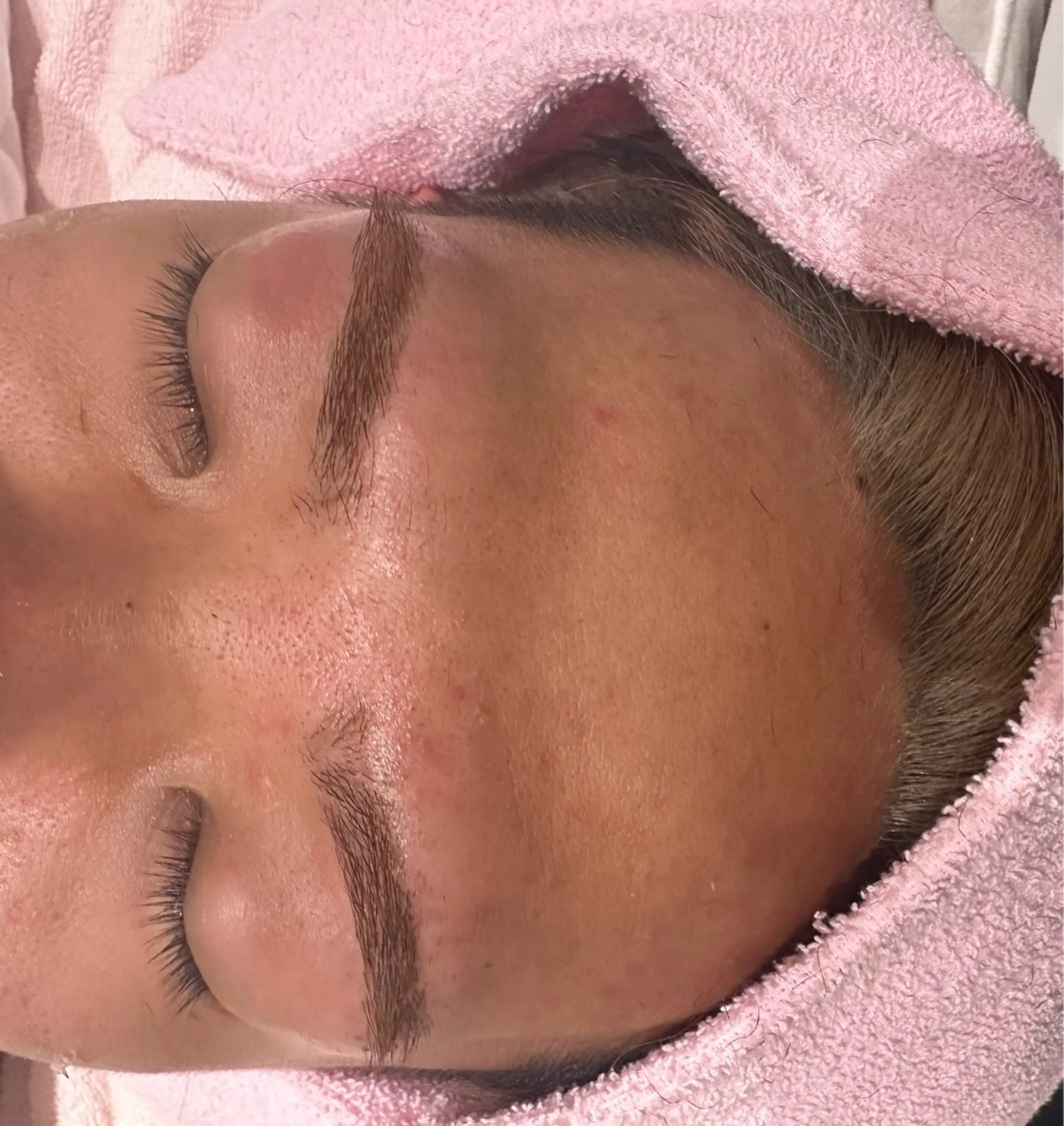 アイブロウ 眉カラー その他(アイブロウ) レイビューティー豊田 丸山店アシスタントのヘアスタイル