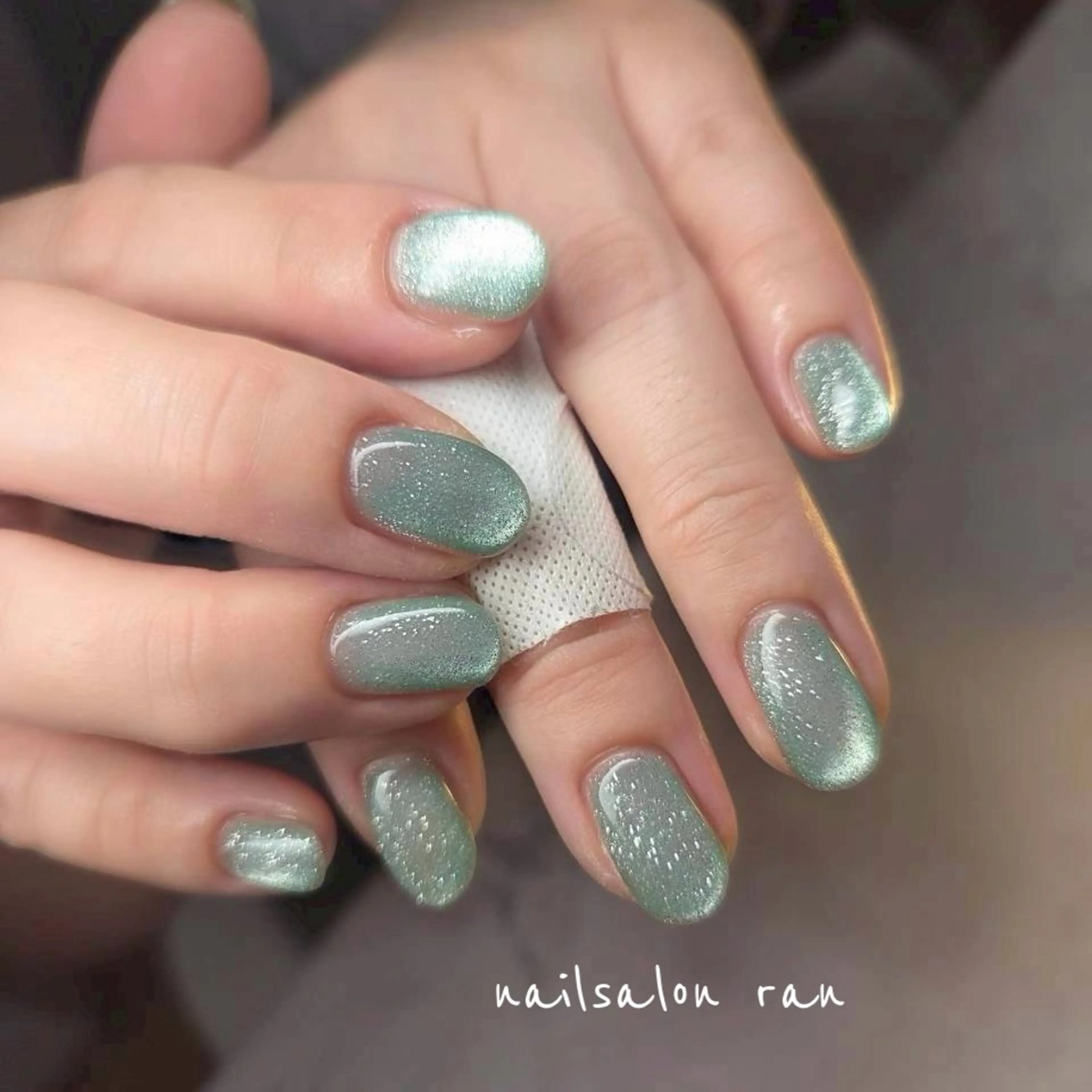 ネイル ブルー マグネットネイル マグネットワンカラー ワンカラーネイル ハンドネイル nailsalon ranのネイルデザイン