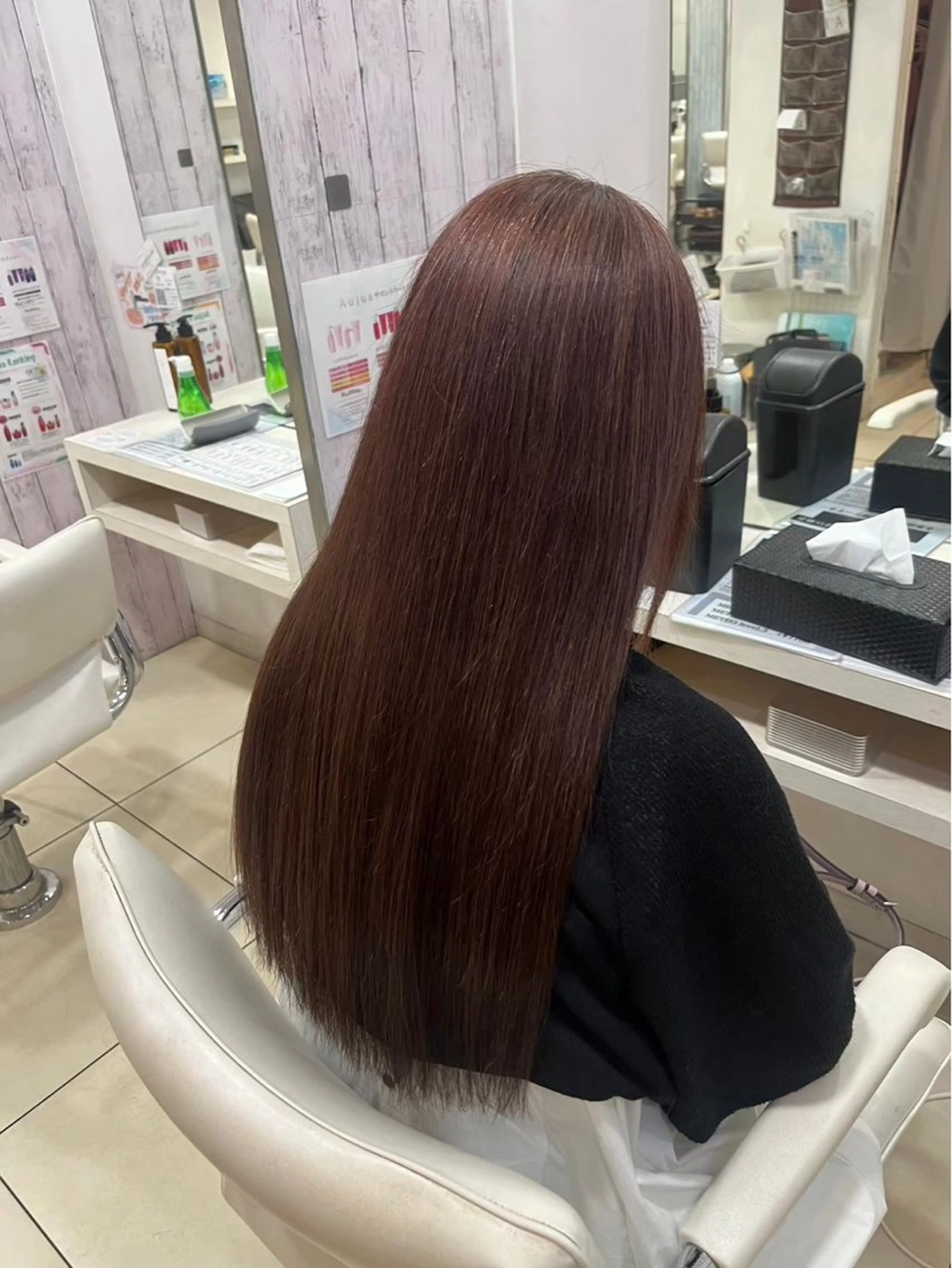 ロング Refuge by produceのヘアスタイル