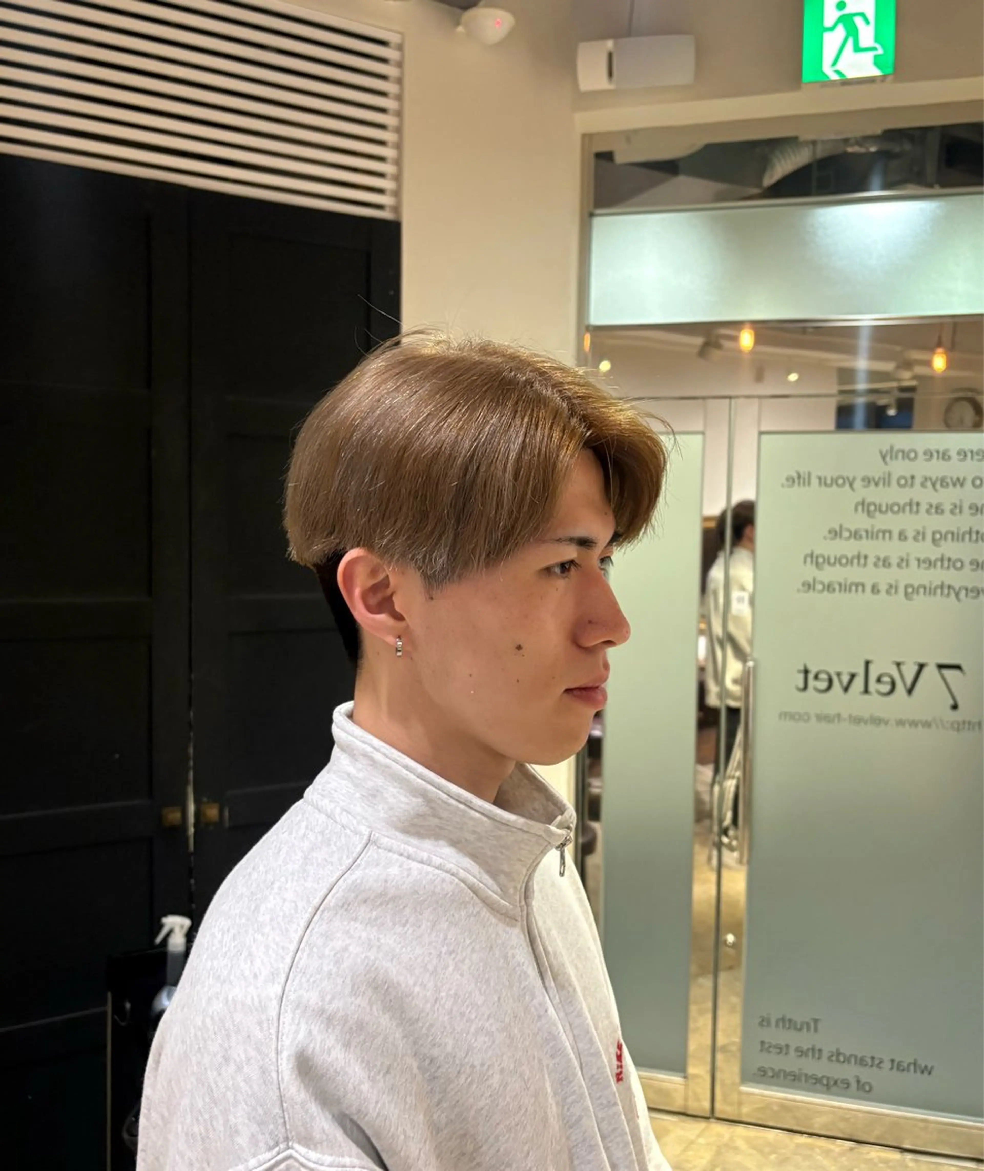 メンズ メンズブリーチ ヘアカラー かりかわ まみのヘアスタイル