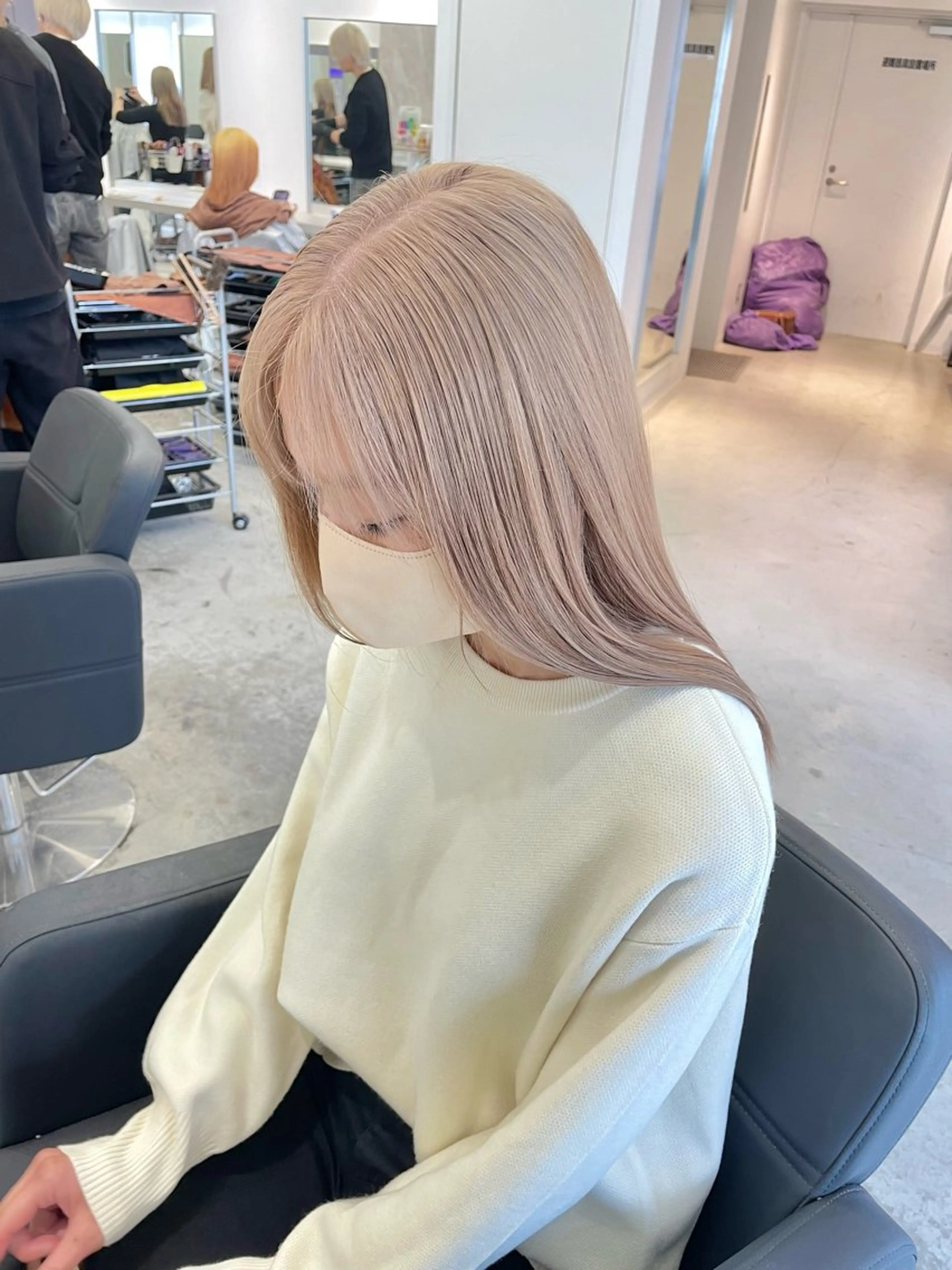 セミロング カラー カット ヘアカラー トリートメント ヘアセット 🎗井上 竜 ブリーチ指名No.1のヘアスタイル