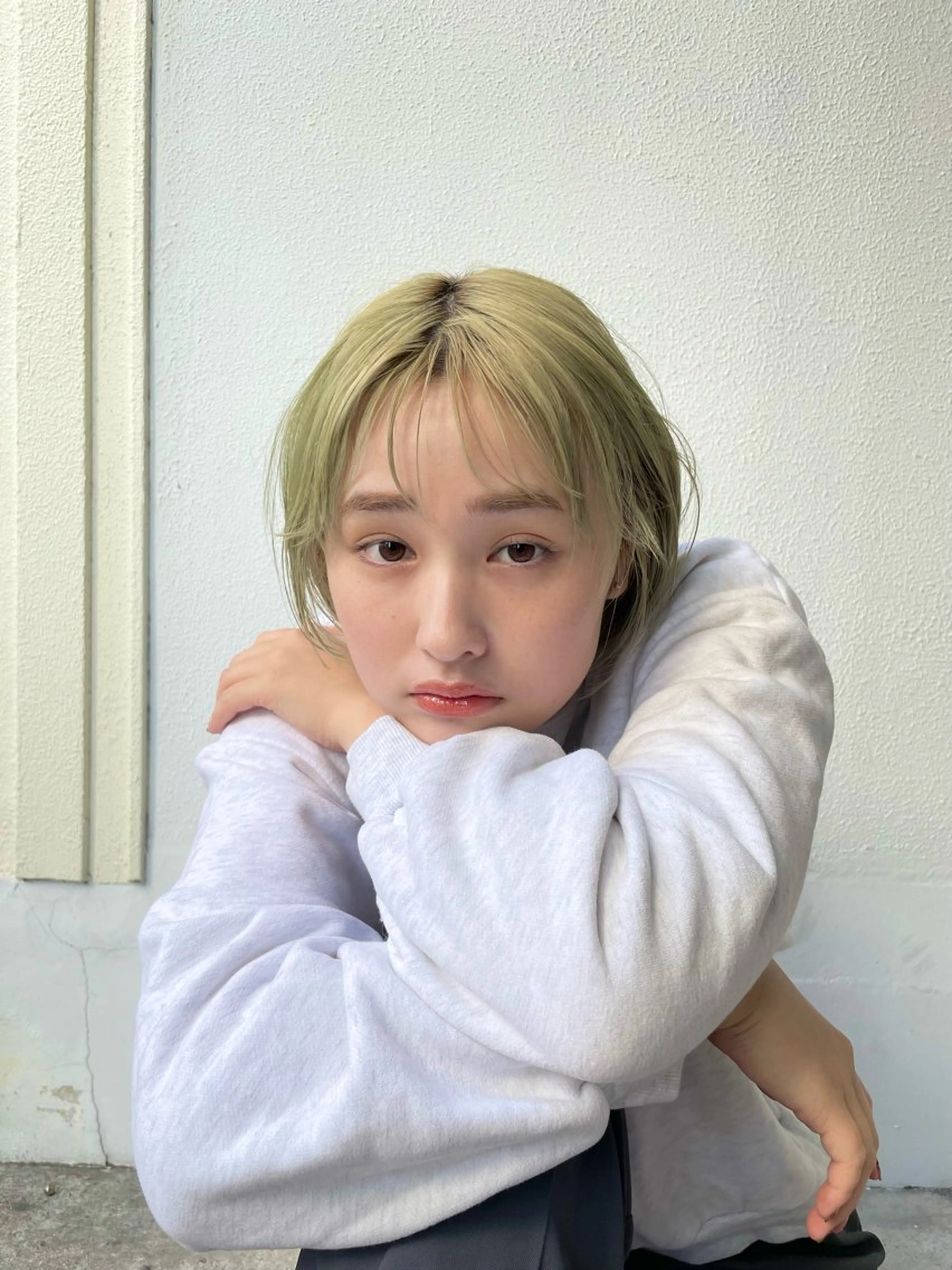 ショート カラー ブリーチ ケアブリーチ ミント クロスパーマ× 透明感カラー✂︎のヘアスタイル