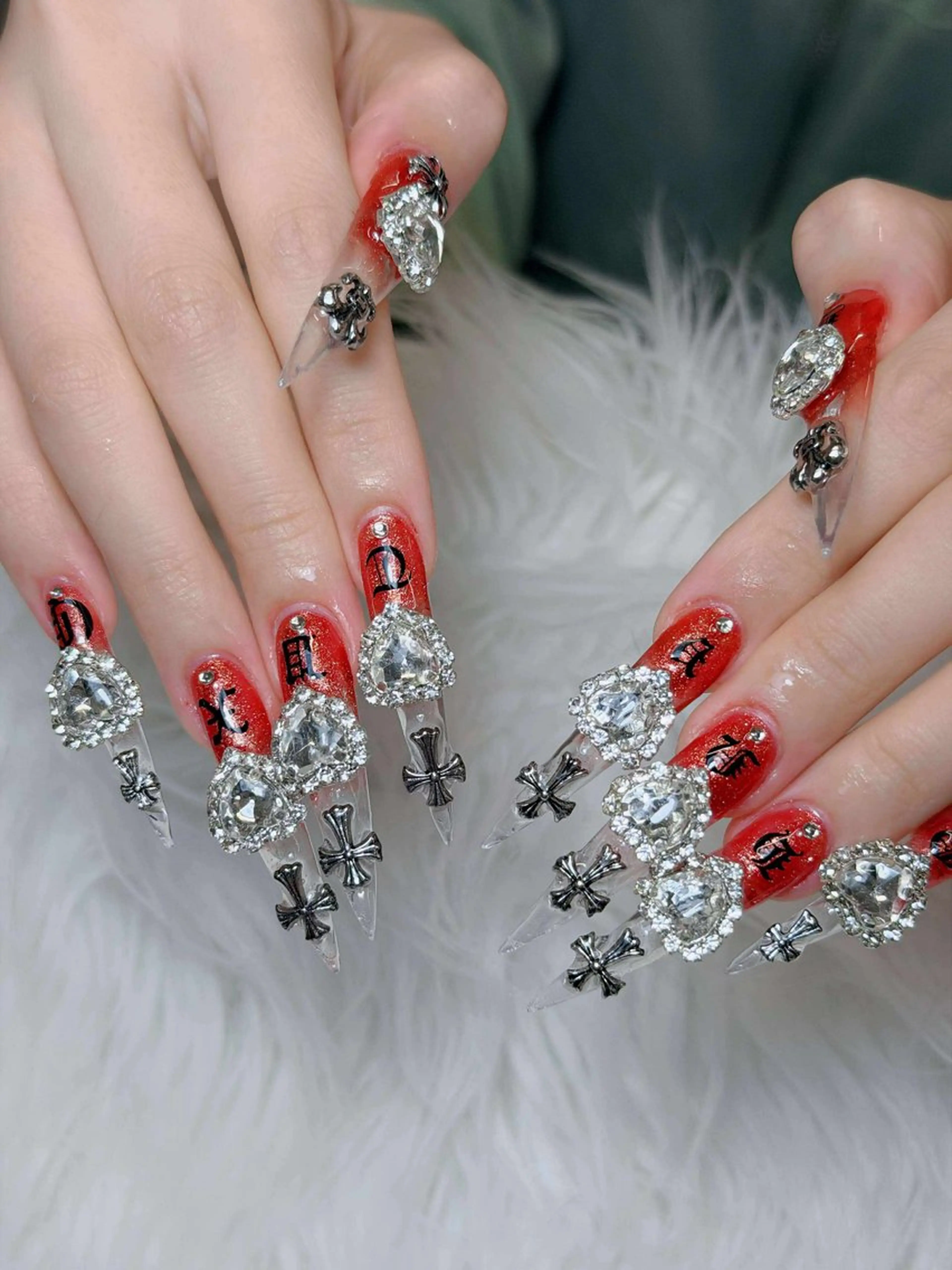 ネイル オーロラネイル チークネイル フットネイル フレンチネイル ハロウィン ハンドネイル Lumi Nail 新大久保3‘のネイルデザイン