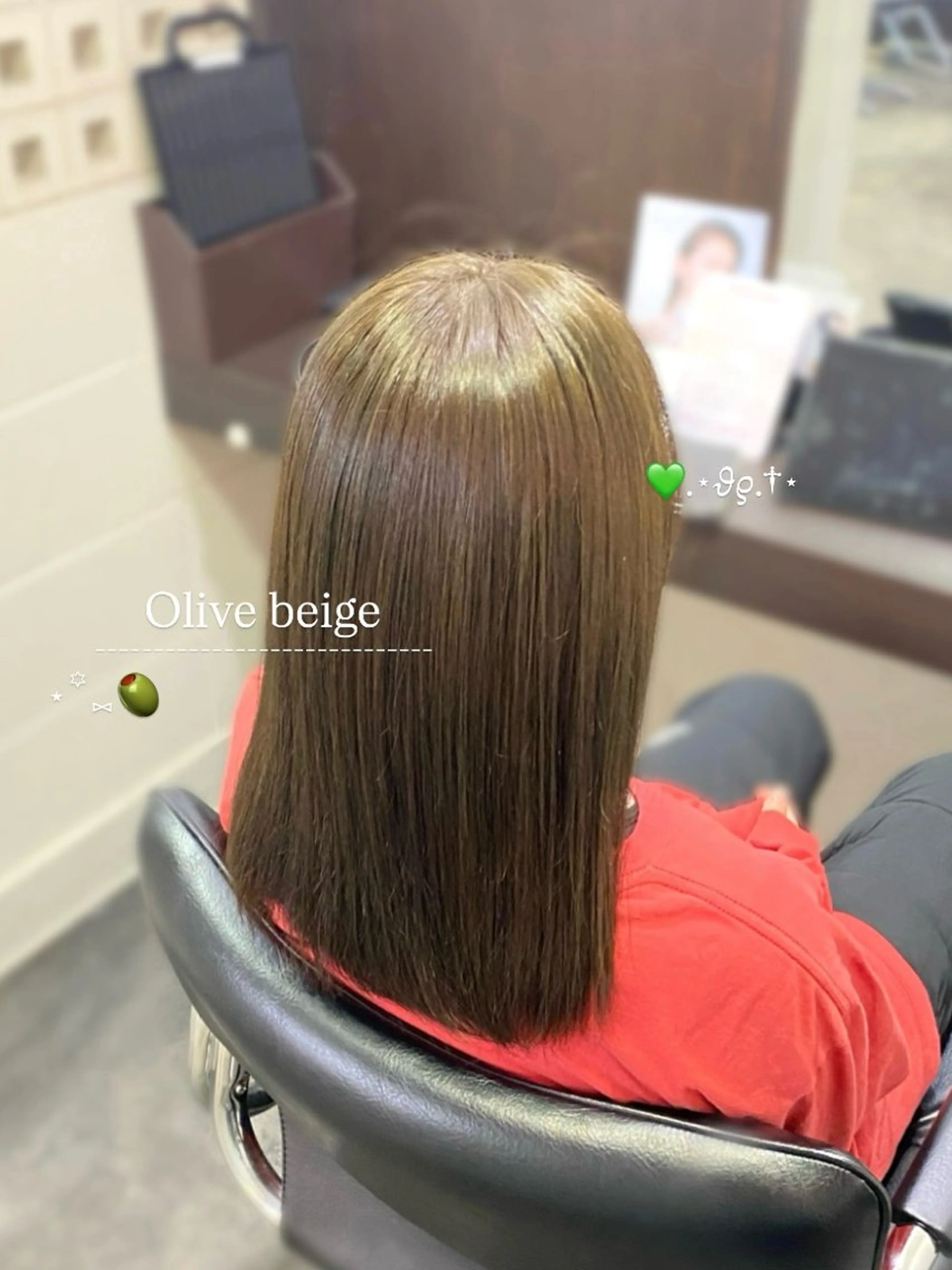 カラー 石田 亜弥のヘアスタイル
