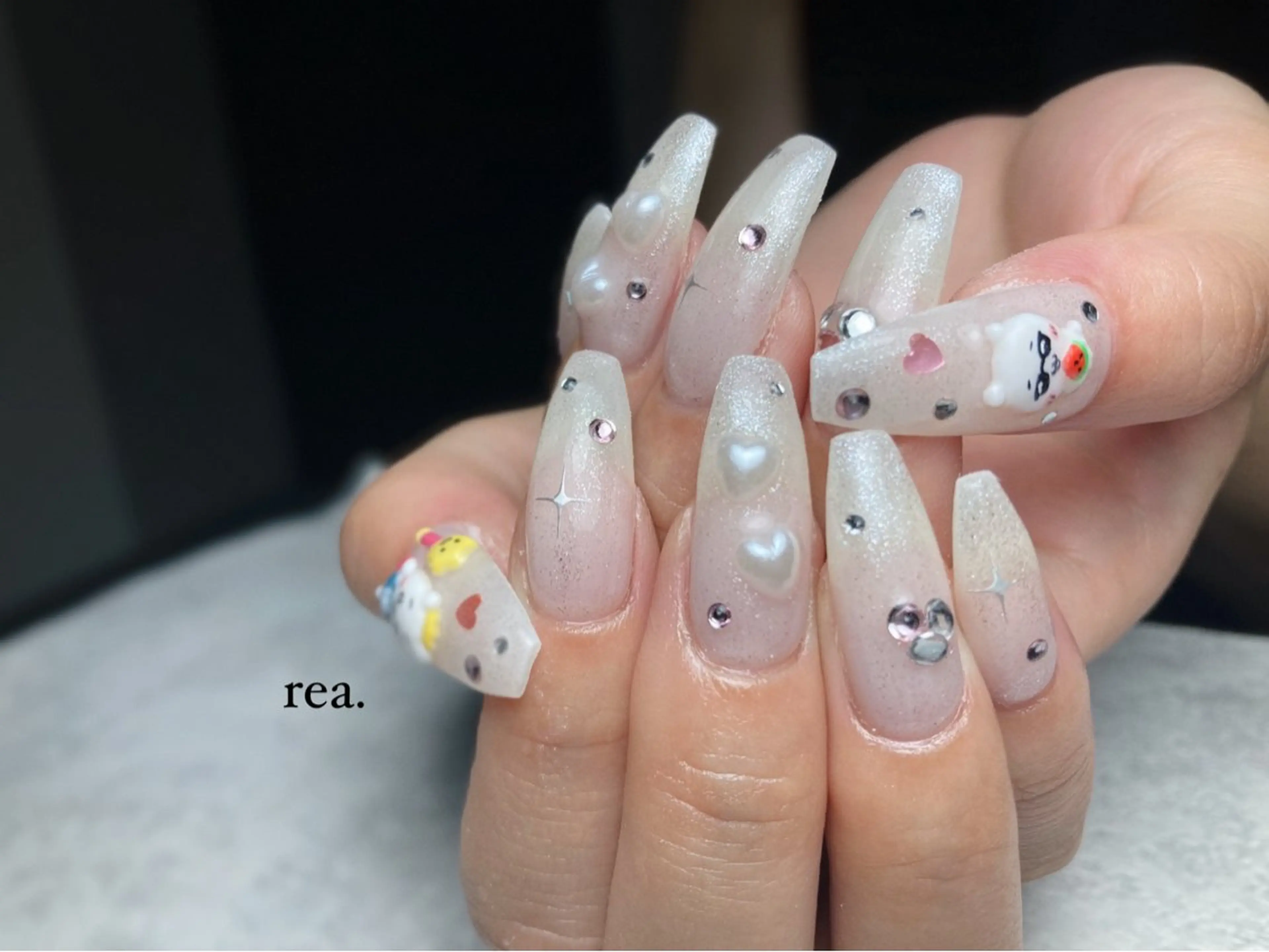 ネイル ハンドネイル フットネイル rea .のネイルデザイン