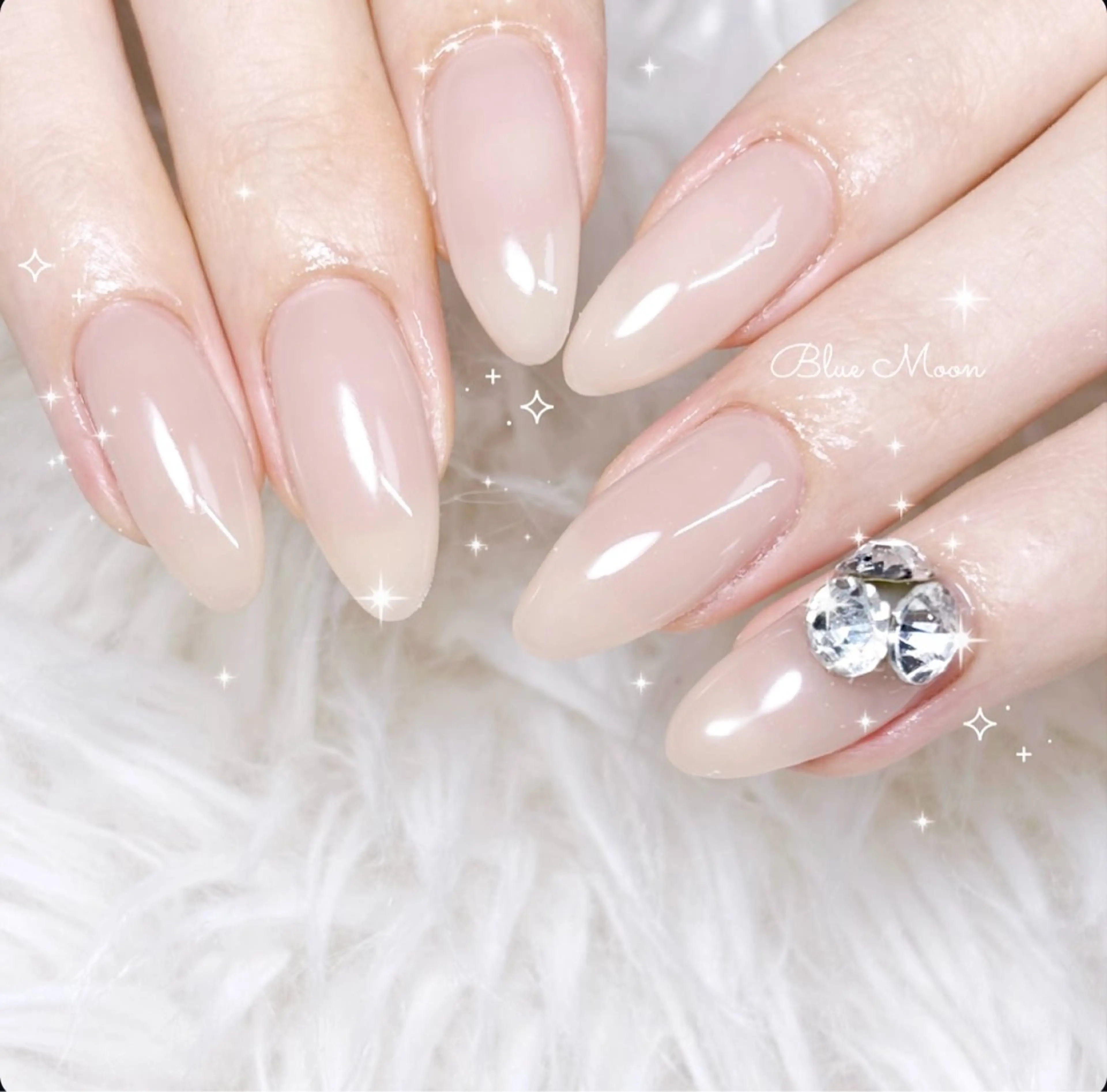 ネイル ハンドネイル フットネイル ハンドケア nail salon Blue Moonのネイルデザイン