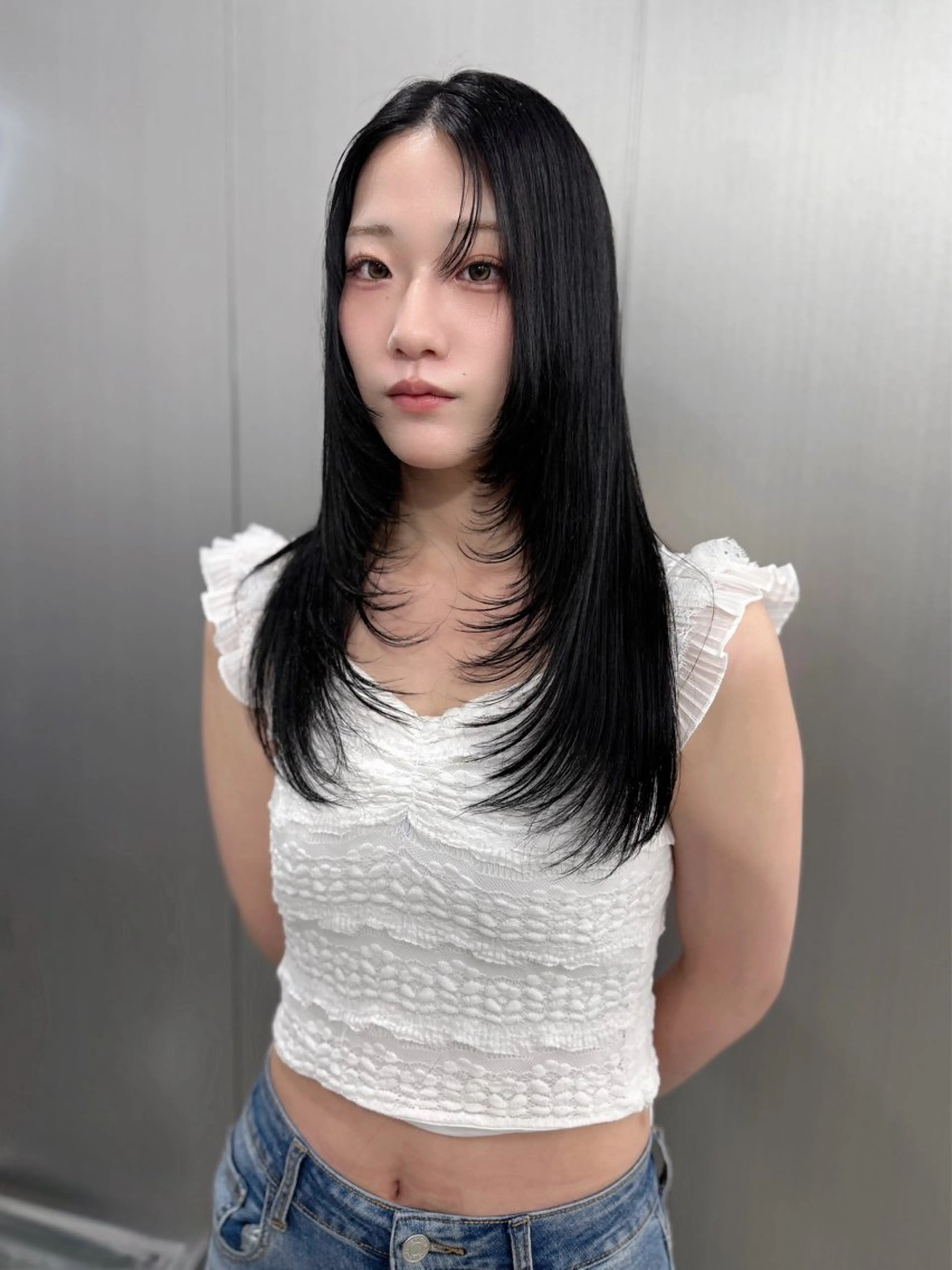 ロング カラー 黒髪 ブルーカラー ブルーブラック レイヤーカット カット ヘアカラー トリートメント ヘアセット 韓国風カラー🇰🇷 レイヤー/TERUのヘアスタイル