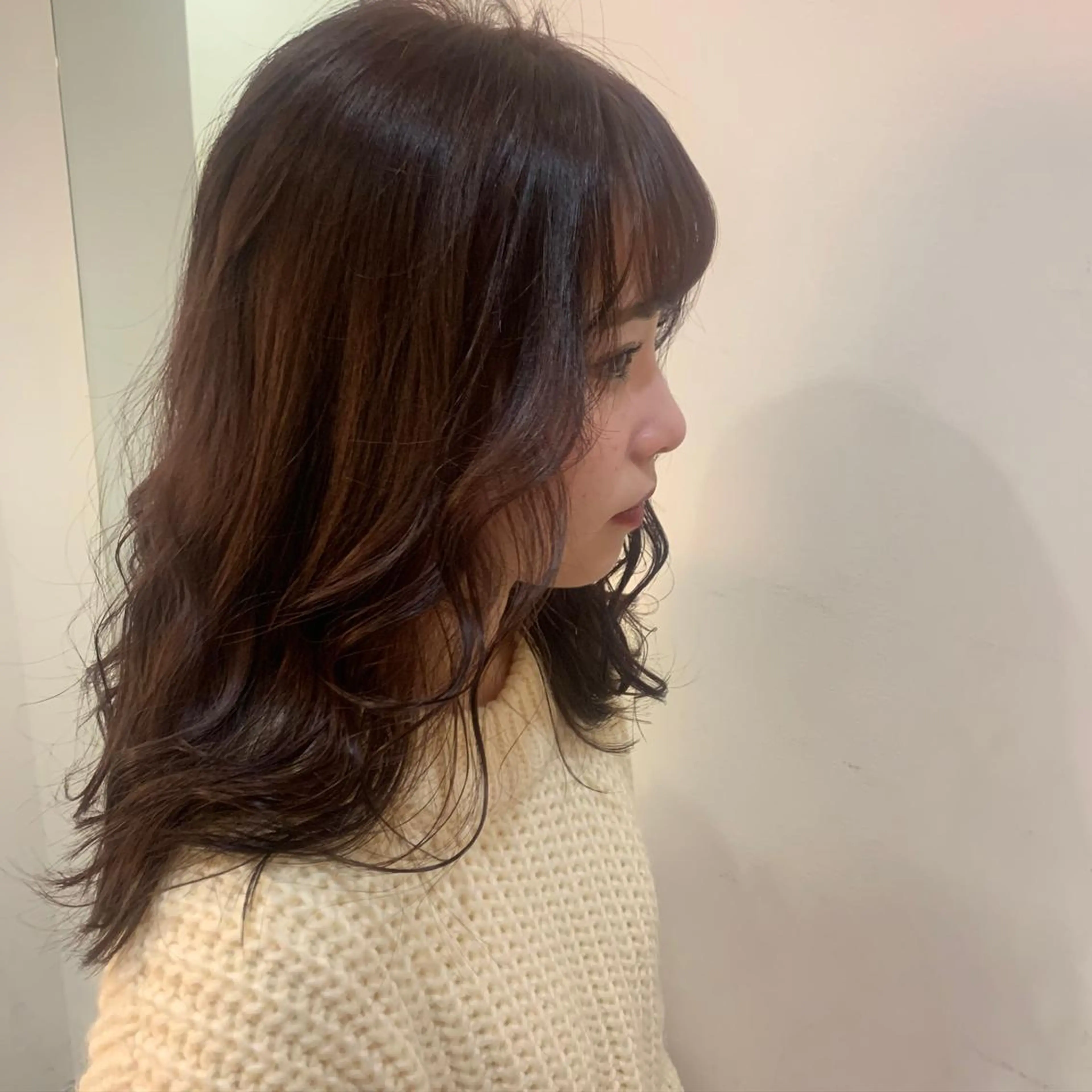 セミロング SALOWIN    銀座RAY 2所属・yamashika honokaのヘアスタイル