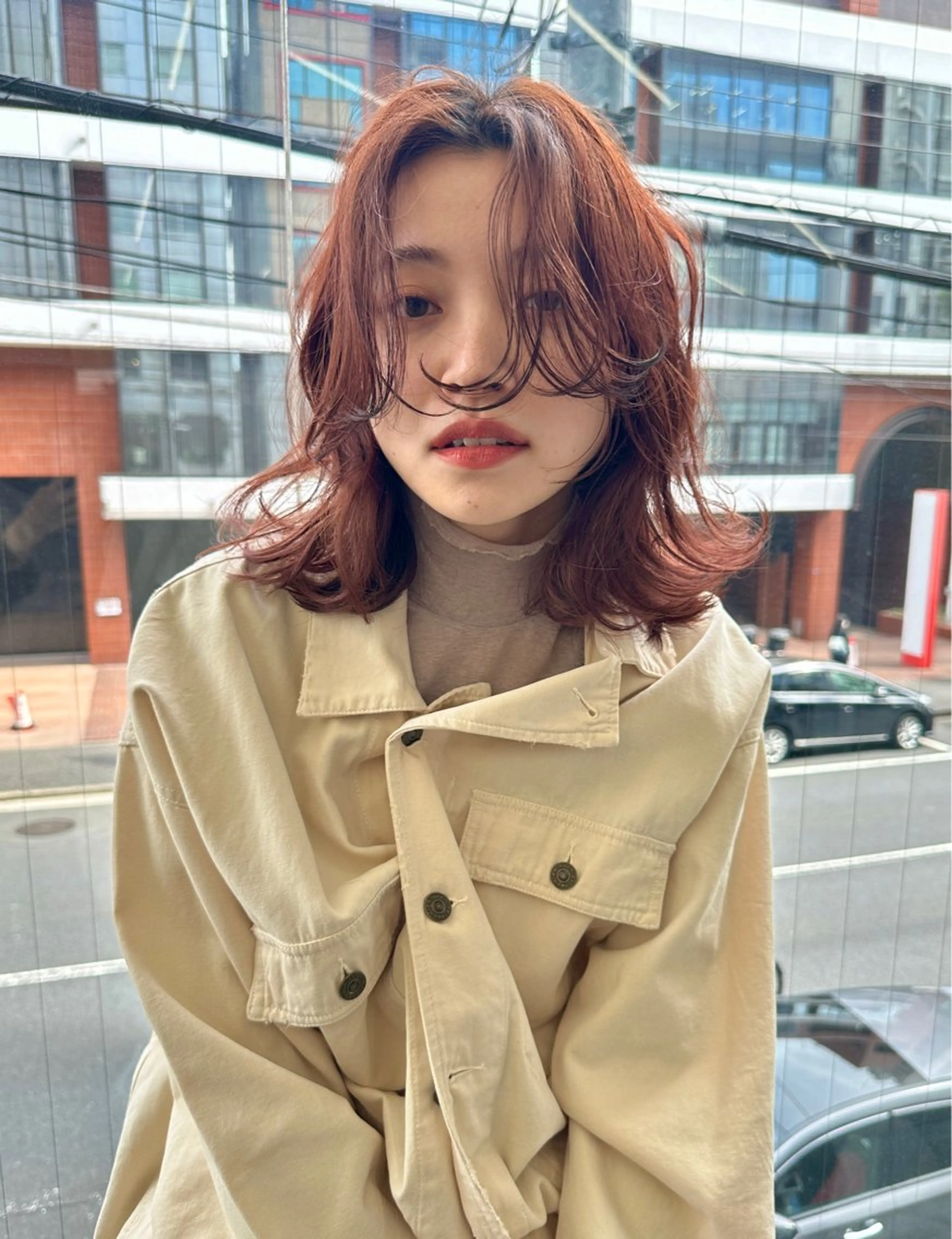 ミディアム カラー パーマ ボルドーカラー カット ヘアカラー パーマ ボブ/レイヤー/ケア パーマ/透明感カラーのヘアスタイル