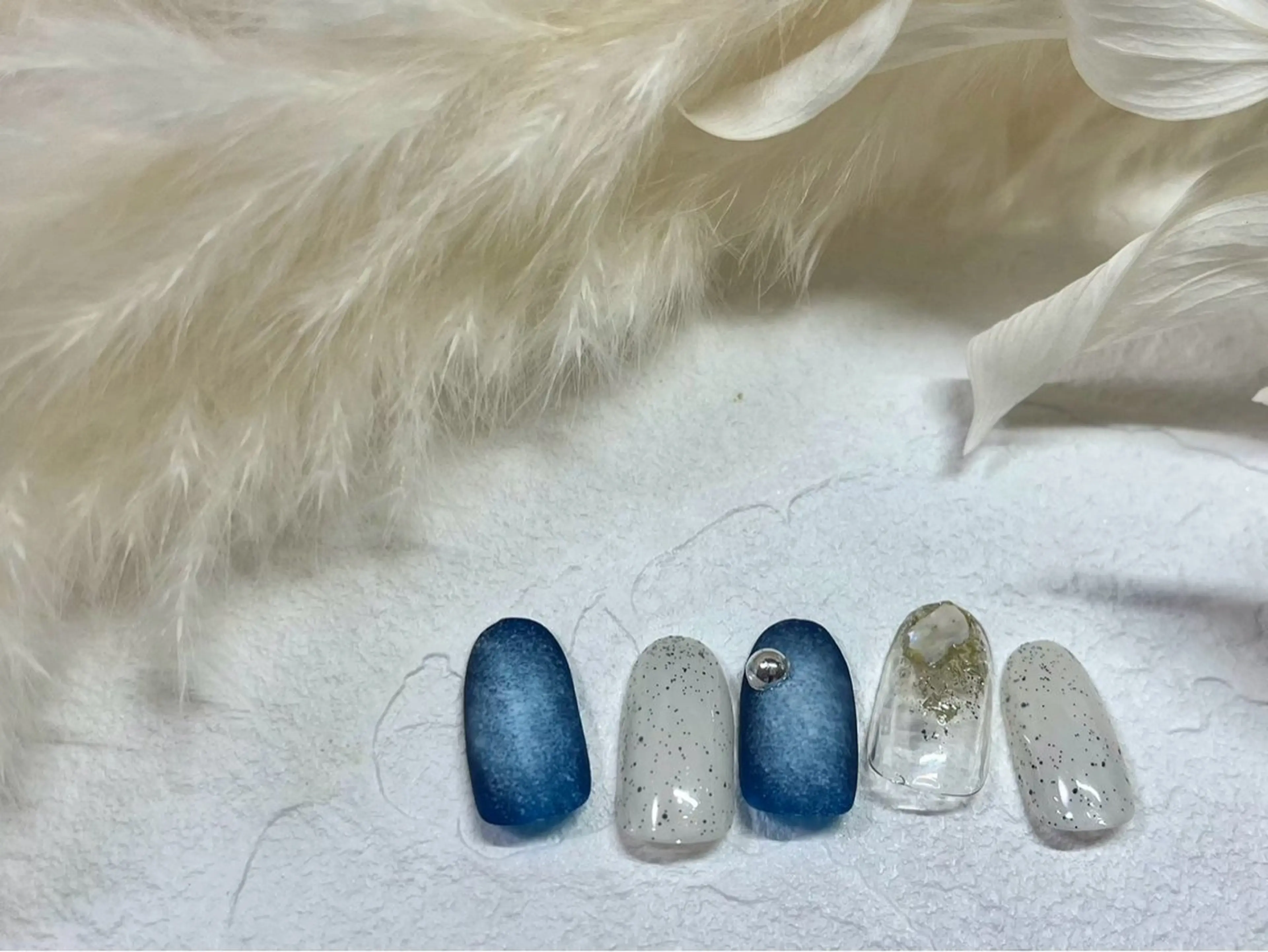 ネイル オーロラネイル フットネイル フレンチネイル ジェルネイル マグネットネイル kiki nail たまプラーザのネイルデザイン