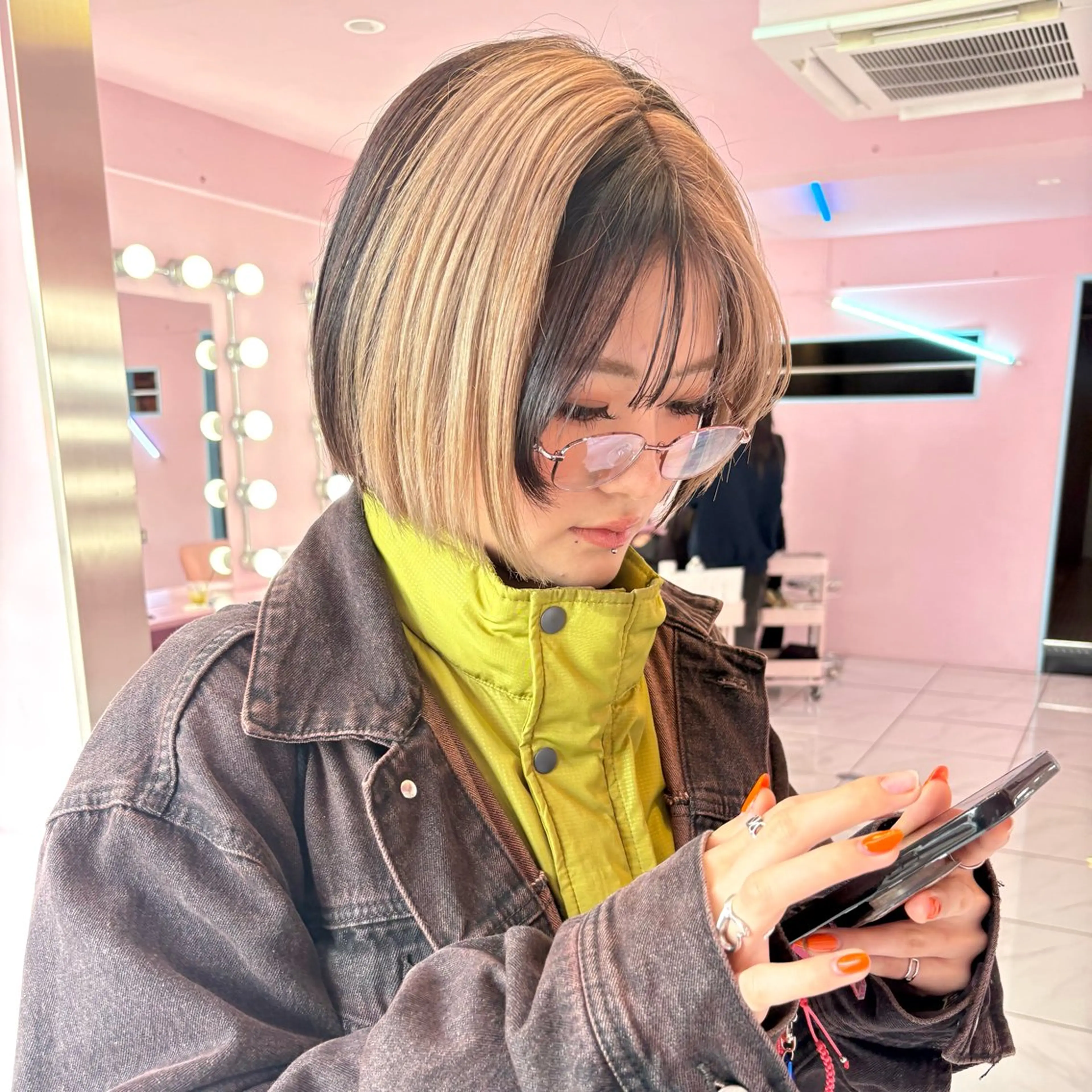 ミディアム カラー SAKURA 艶カラー/ヘアセットのヘアスタイル