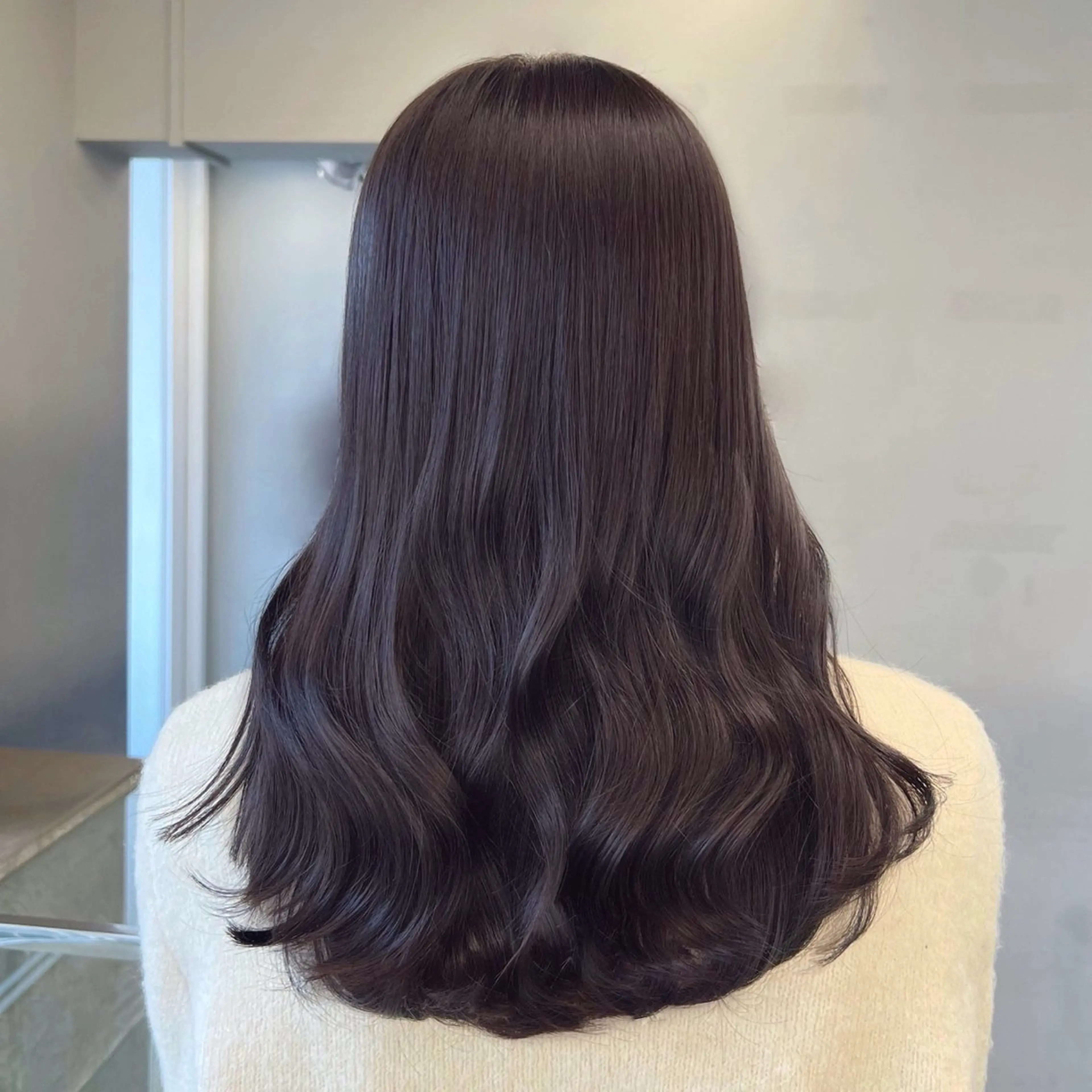 セミロング カラー ヘアカラー Henrietta  自由が丘所属・ベージュ/ラベンダー /透明感/石井佑季のヘアスタイル