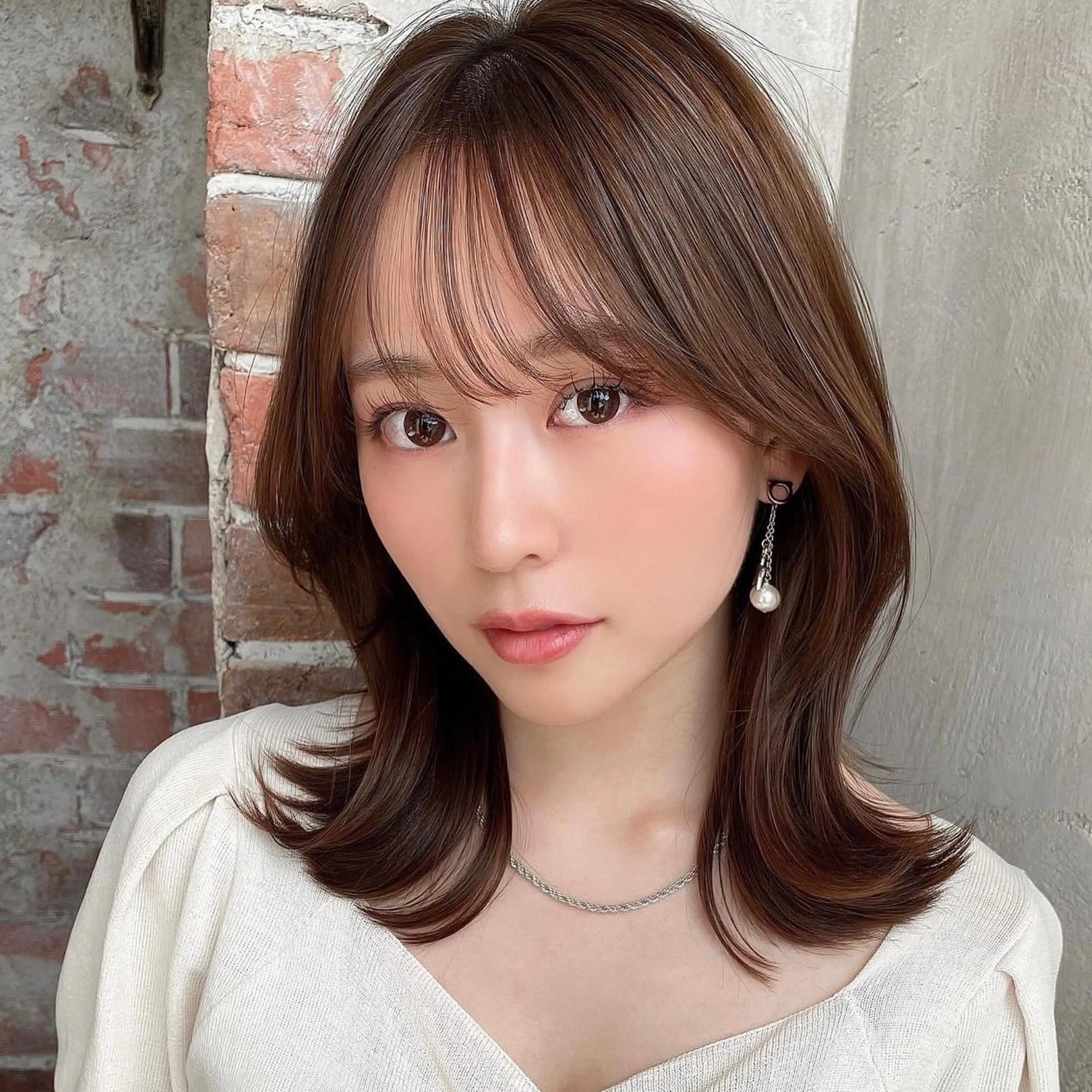 ミディアム くびれヘア 髪質改善 縮毛矯正 カット ヘアカラー トリートメント 🧡くびれヘア/前髪 顔周り🧡久原結衣のヘアスタイル