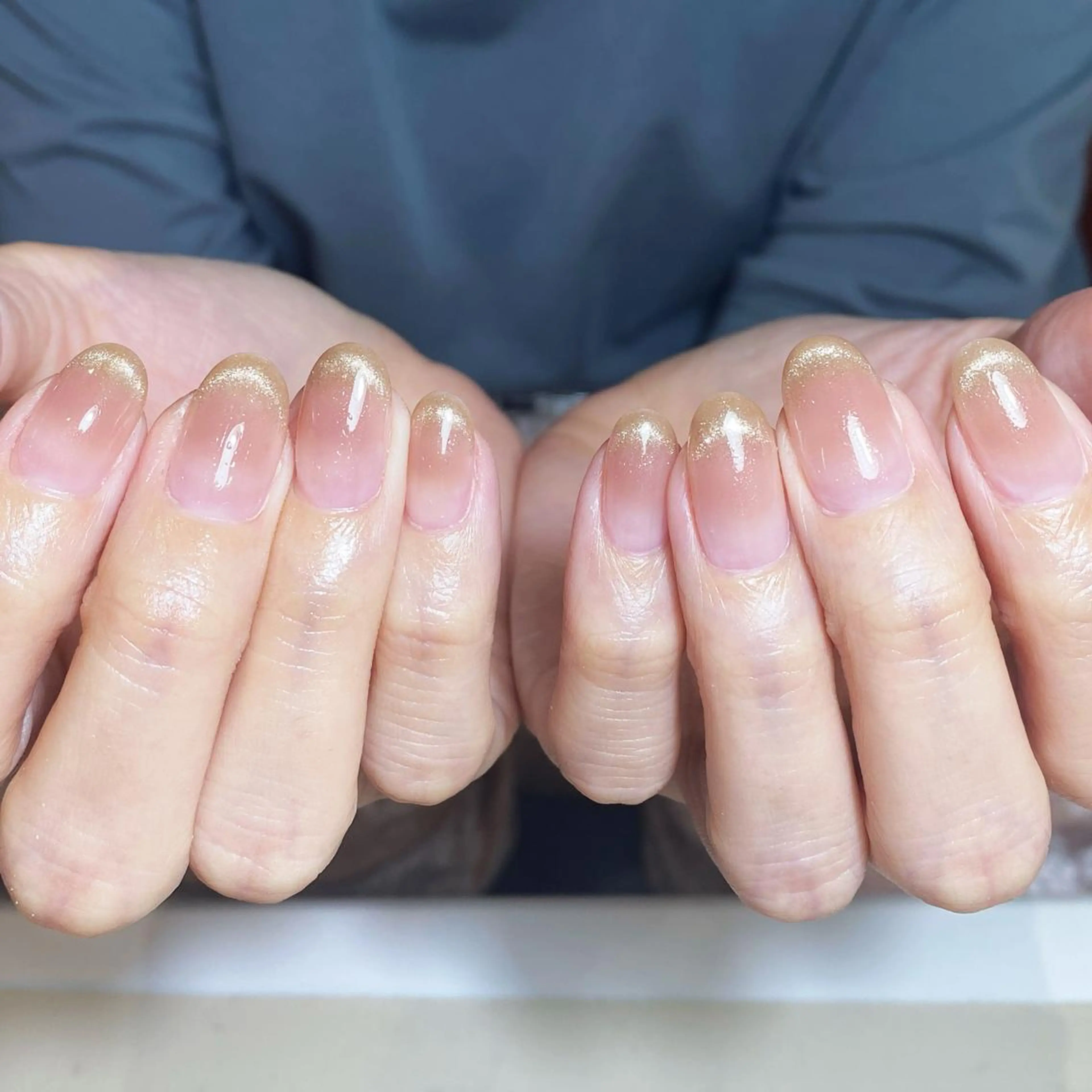 ネイル アートネイル オーロラネイル ガーリー キラキラネイル マグネットネイル ハンドネイル YOYO 💅のネイルデザイン