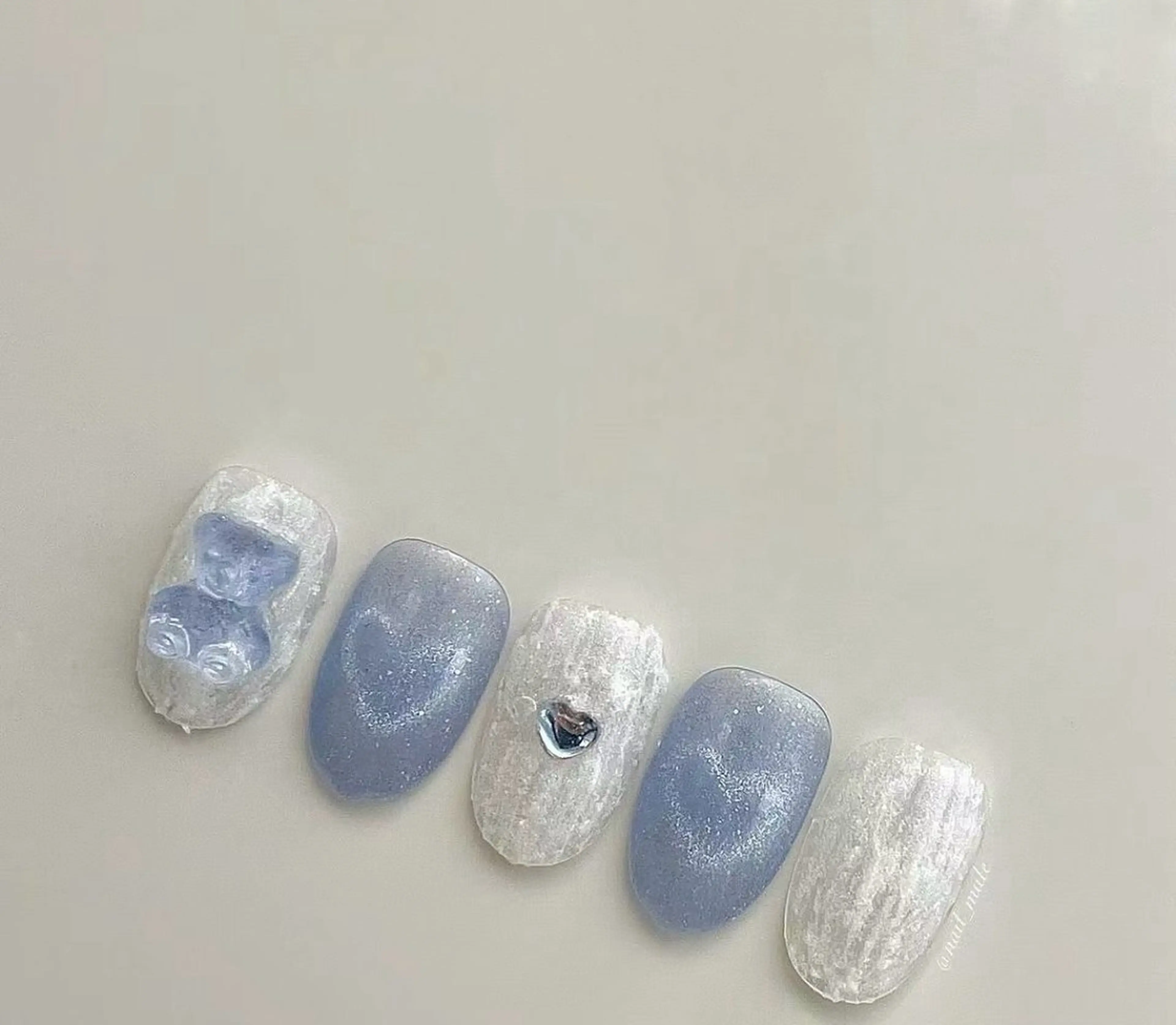 ネイル 長さ出し フットネイル フレンチネイル ジェルネイル ガラスフレンチ Best Nail池袋東口店のネイルデザイン