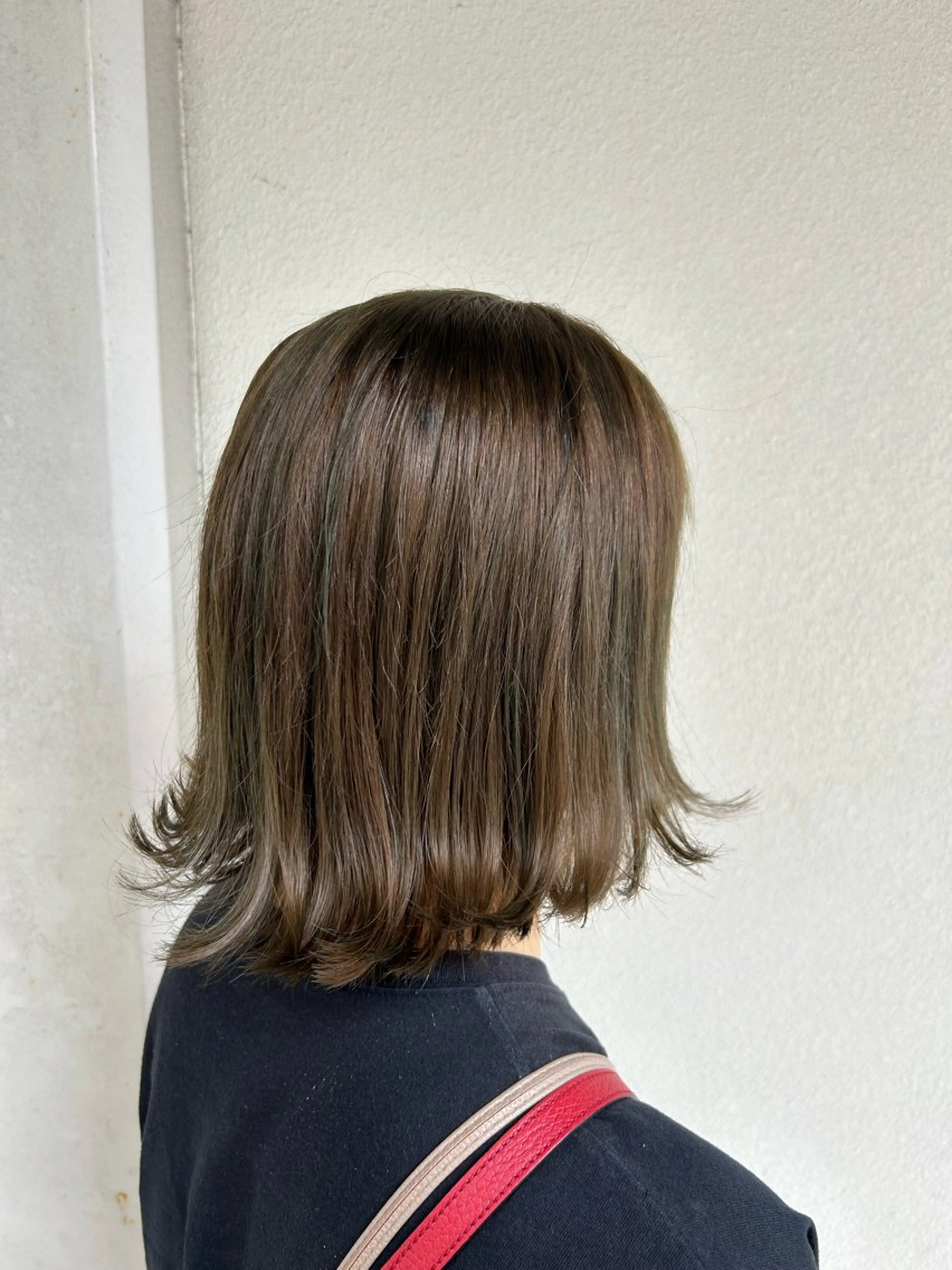 ショート ブルー所属・岩野 有紗のヘアスタイル