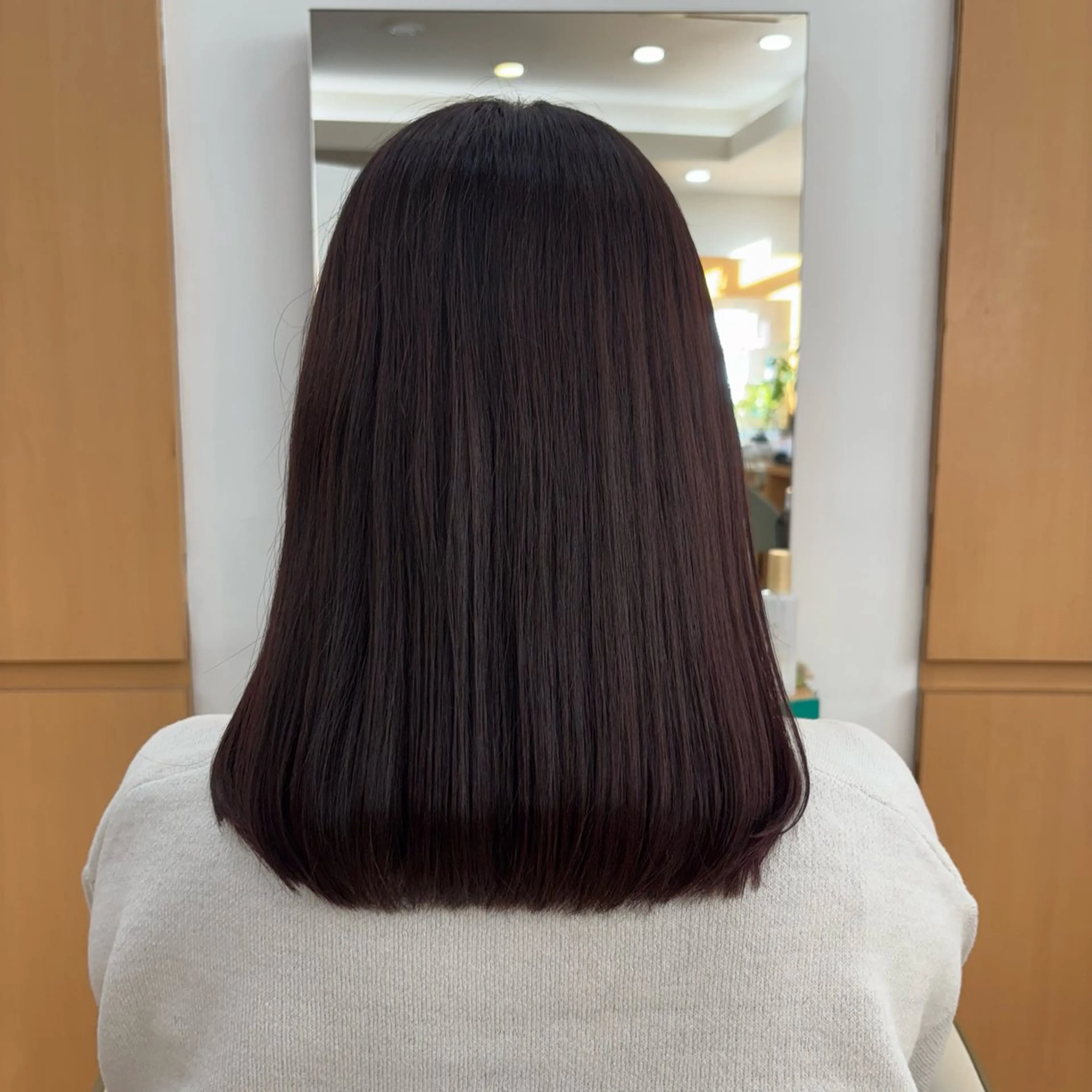 セミロング カラー 🎀🤍芦澤 李音🤍🎀のヘアスタイル