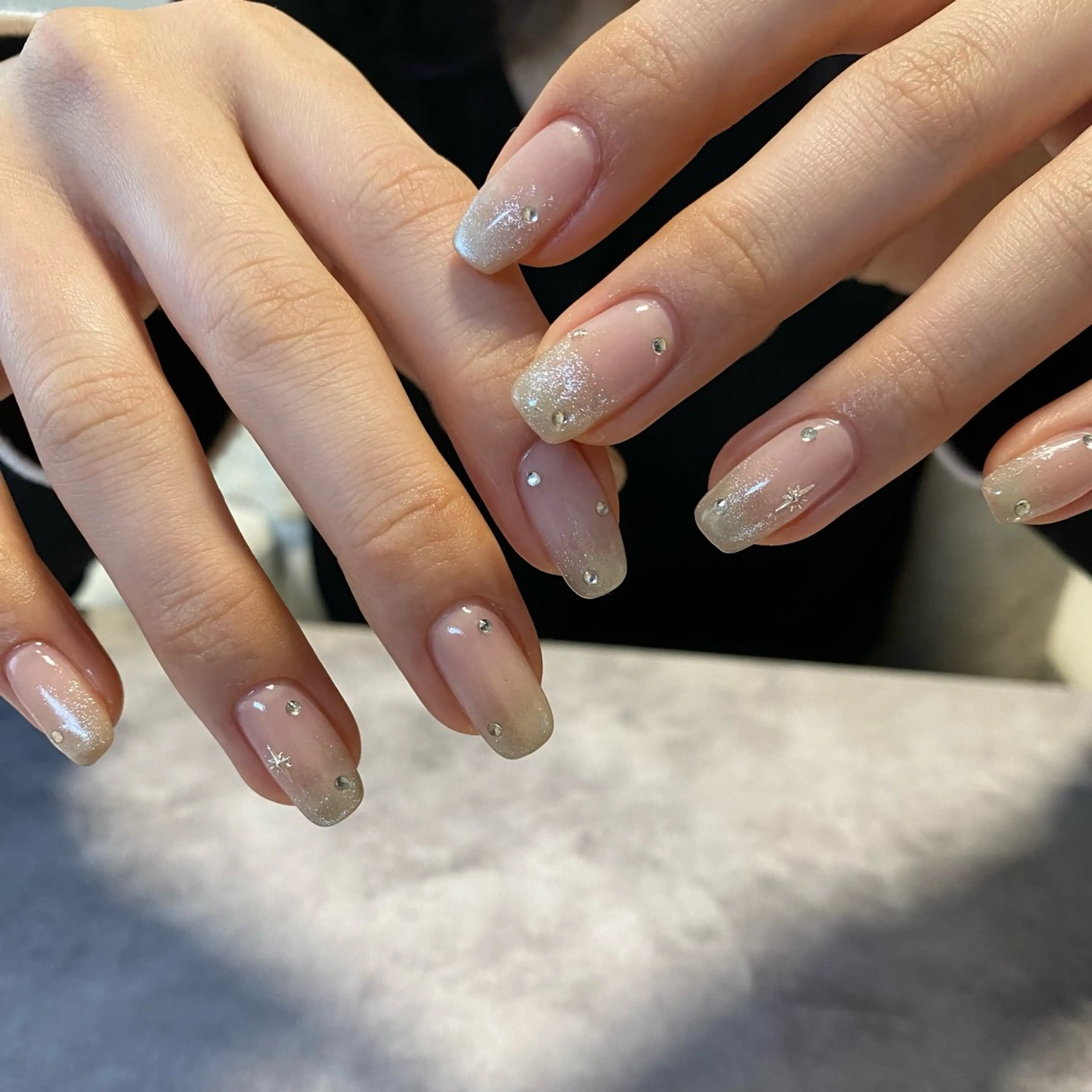 ネイル マグネットネイル ハンドネイル to.所属・to nailのネイルデザイン