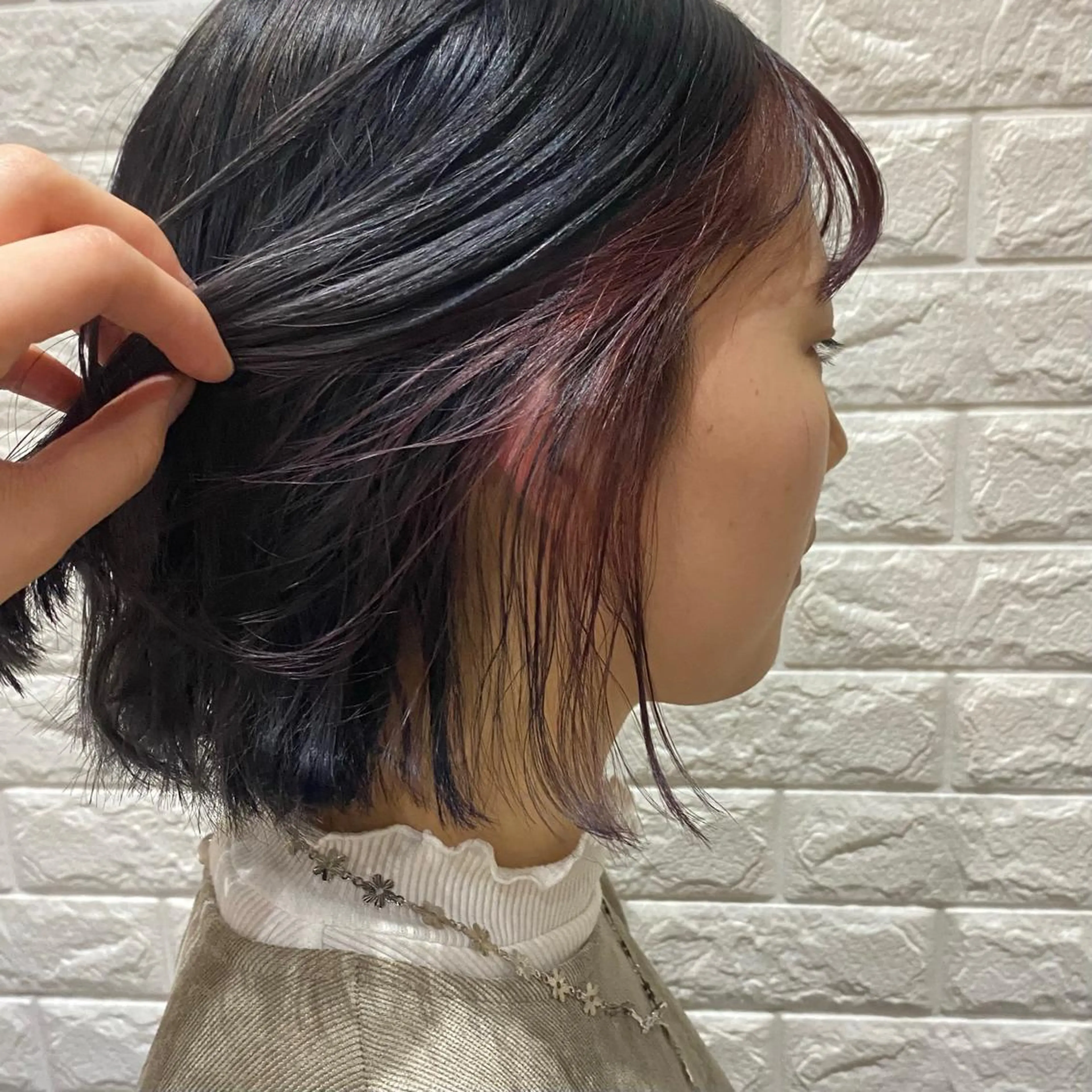 カラー イヤリングカラー ピンクカラー ヘアカラー トリートメント 石野 友唯のヘアスタイル