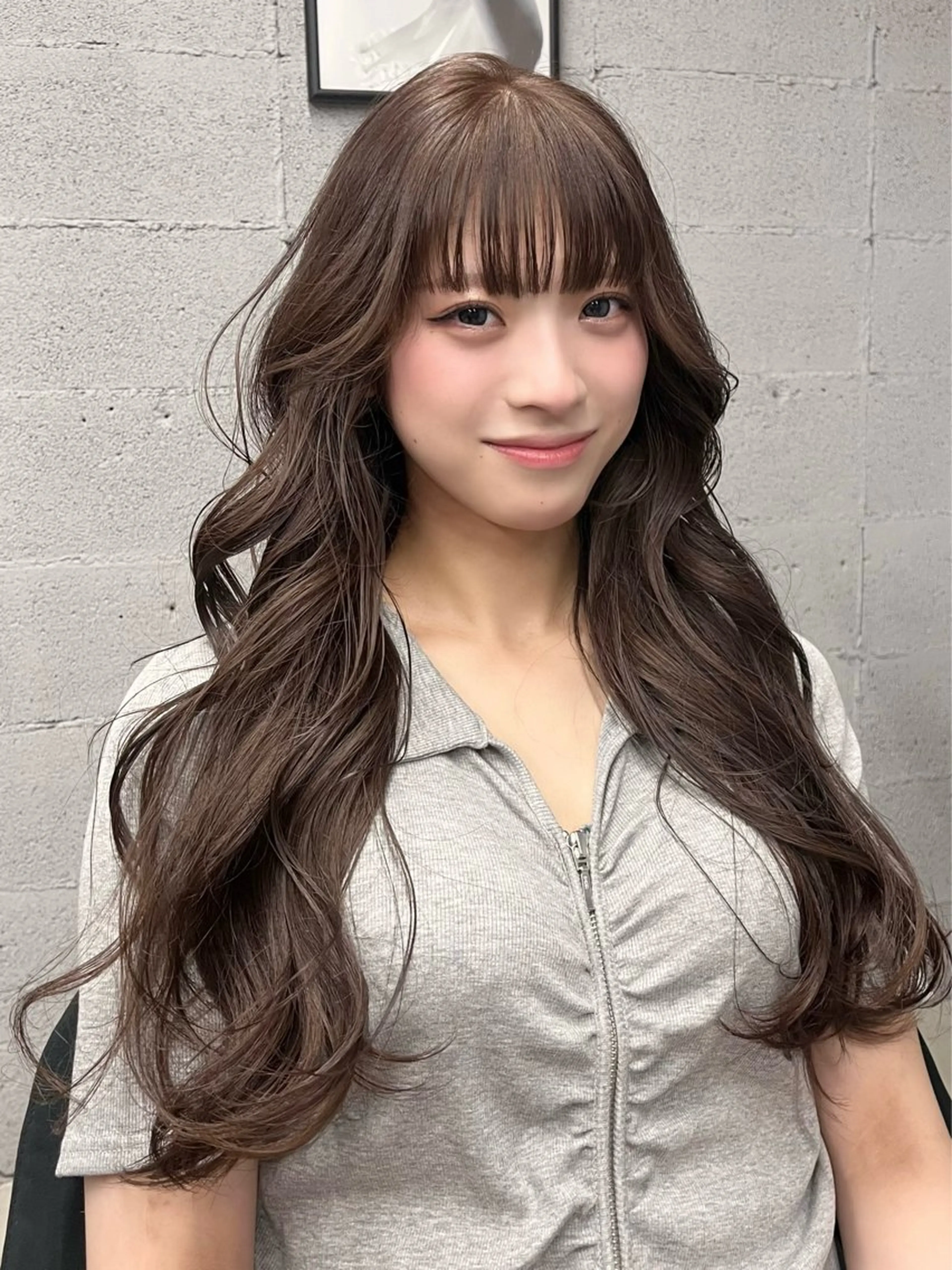 ロング カット ヘアカラー トリートメント col sapporo所属・ui/透明感カラー /顔まわり🩷のヘアスタイル