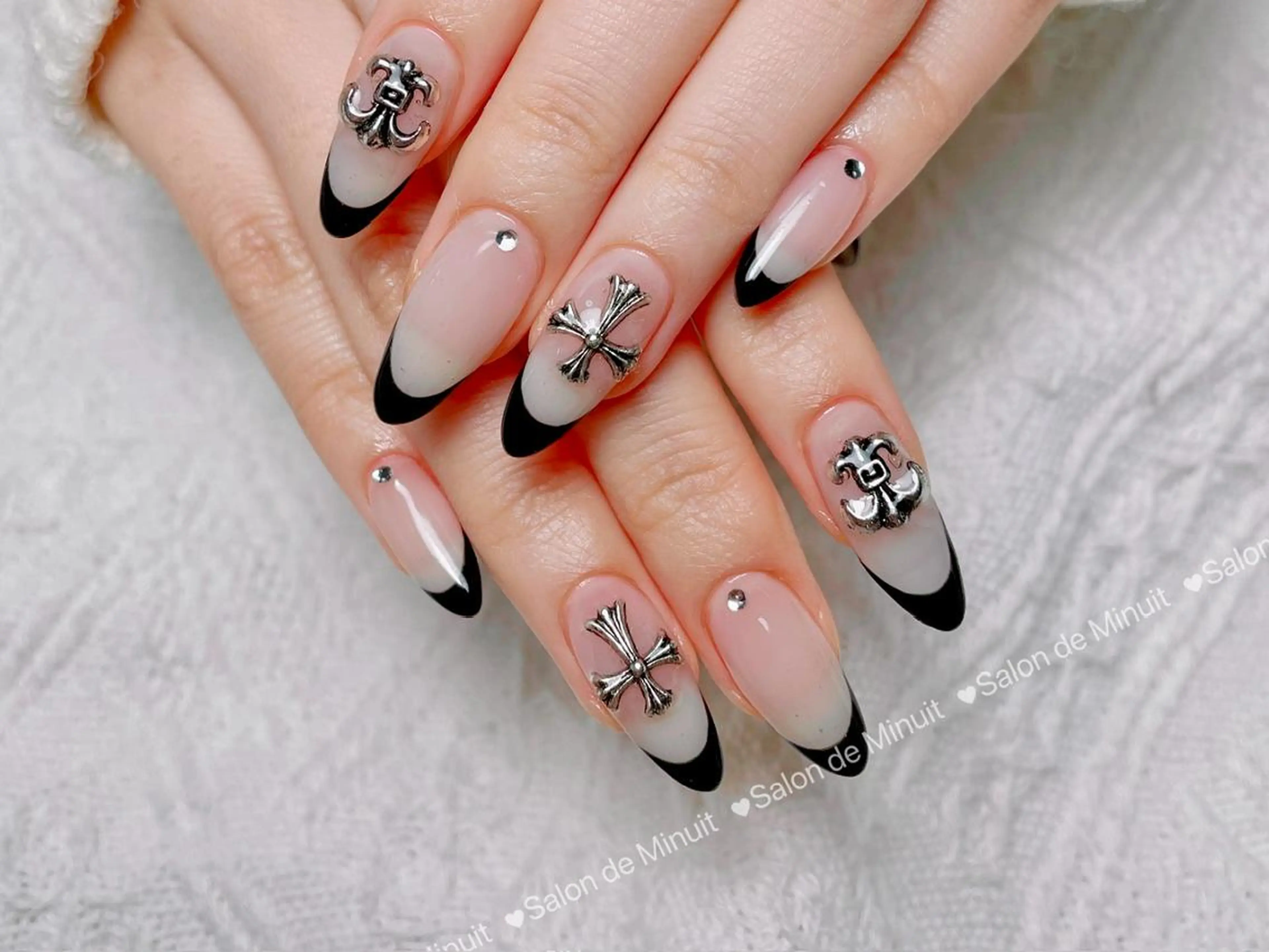 ネイル Tina 🧜‍♀️のネイルデザイン