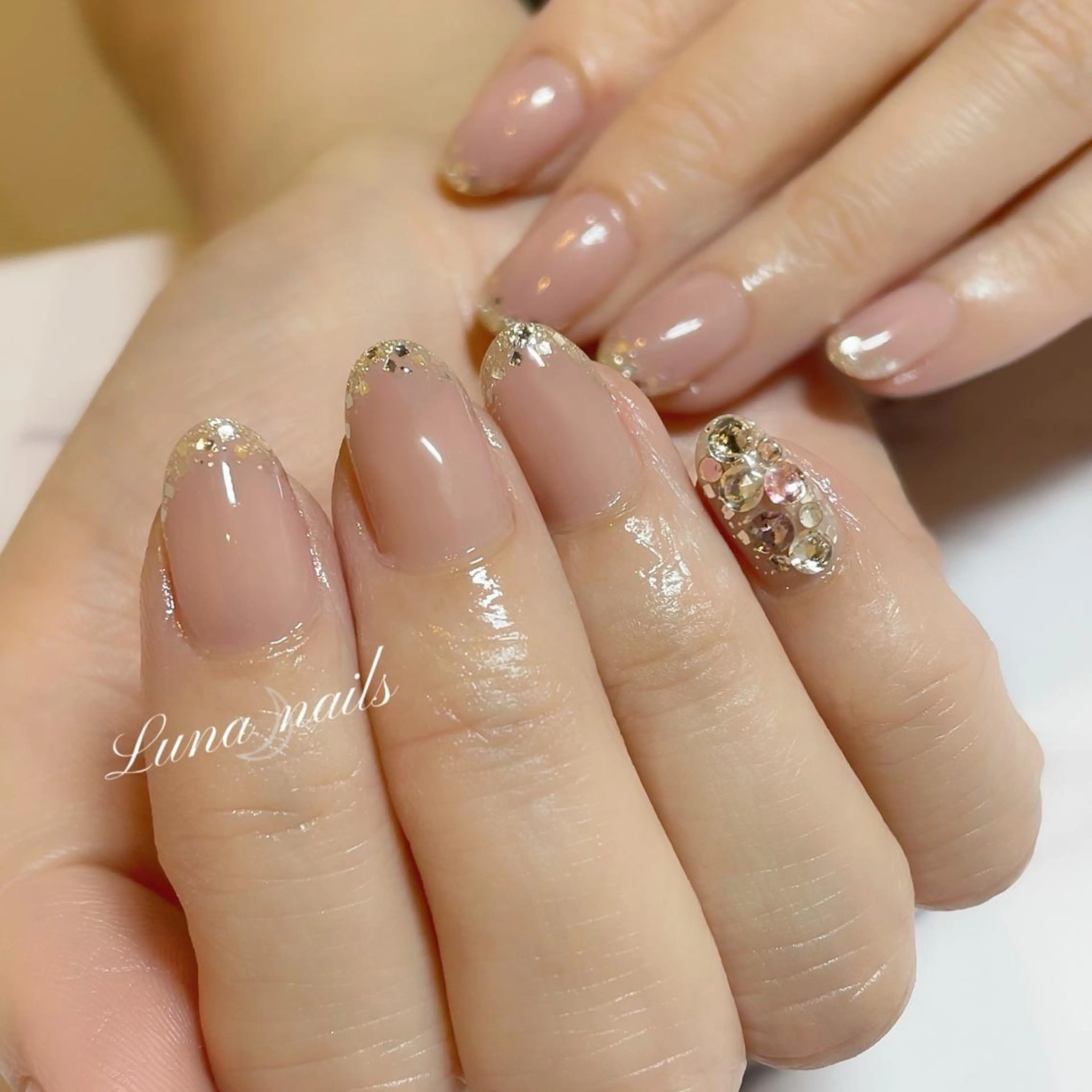 ネイル キラキラネイル ラメ(グリッター) ハンドネイル Luna  nails所属・yuka Luna nailsのネイルデザイン