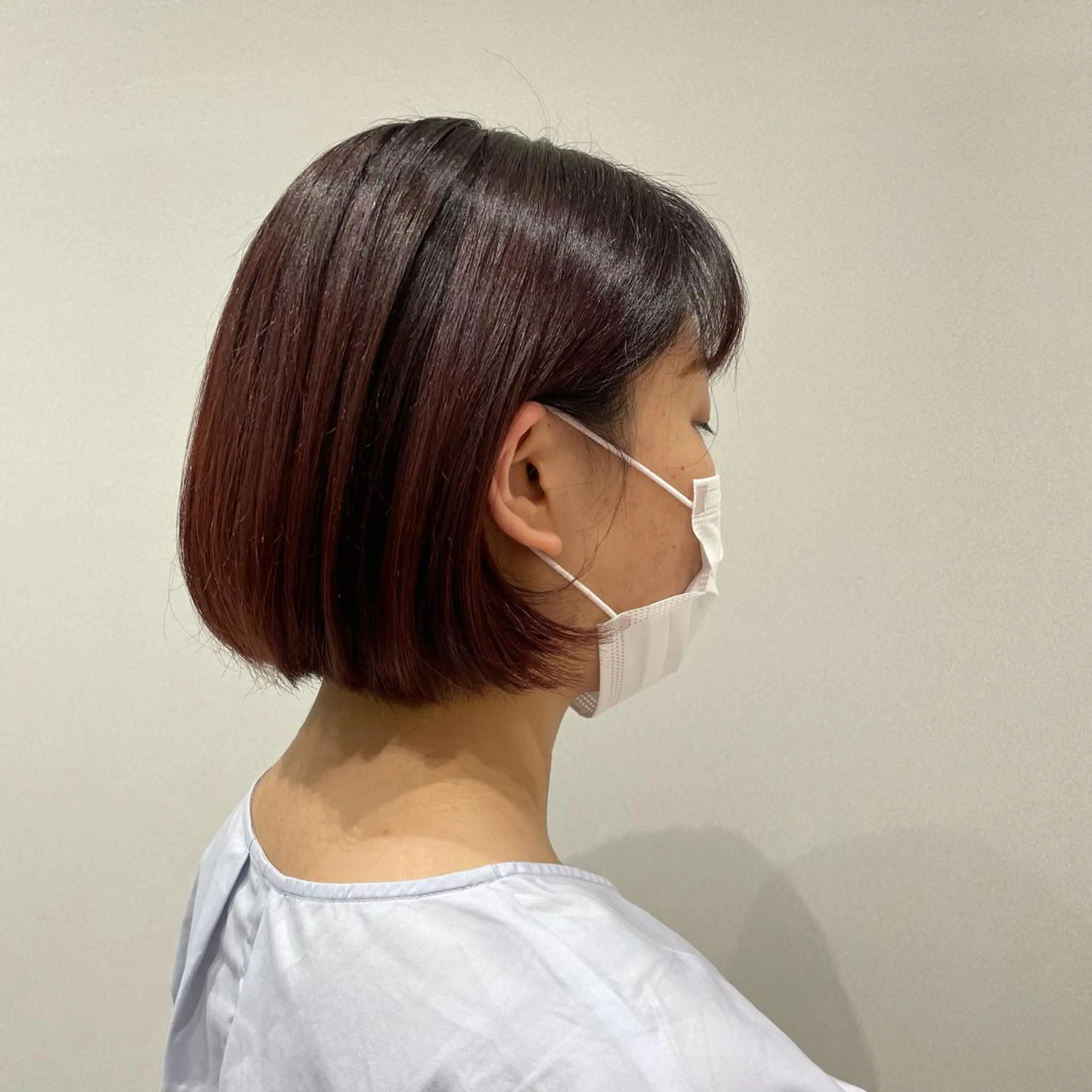 ミディアム カラー ブラウンカラー ピンクカラー ピンクブラウン 岩城 由佳のヘアスタイル