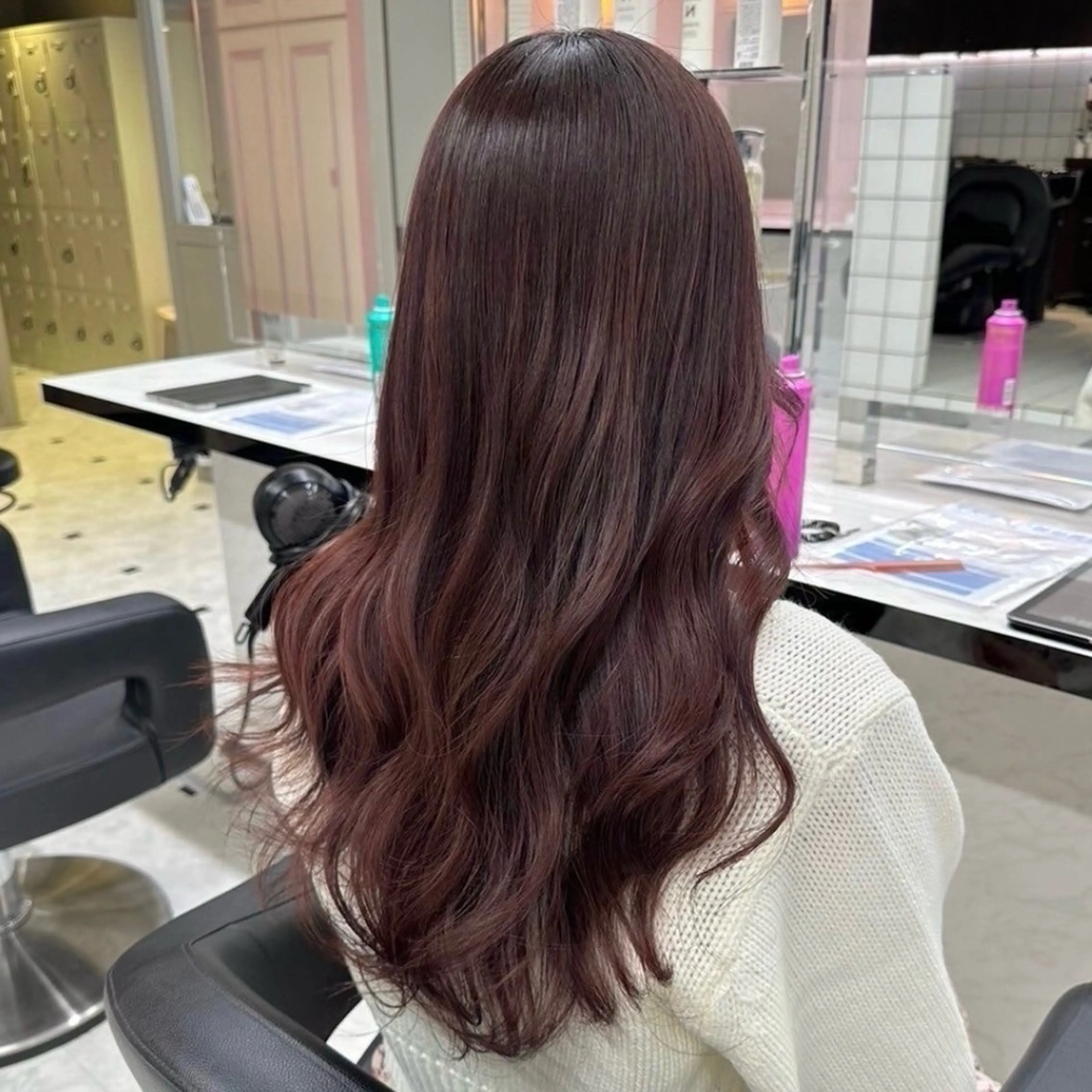 ロング カラー ヘアアレンジ ブリーチ ブリーチなしカラー 髪質改善 トリートメント 💗愛され暖色💗 ピンク/レッド💗のヘアスタイル
