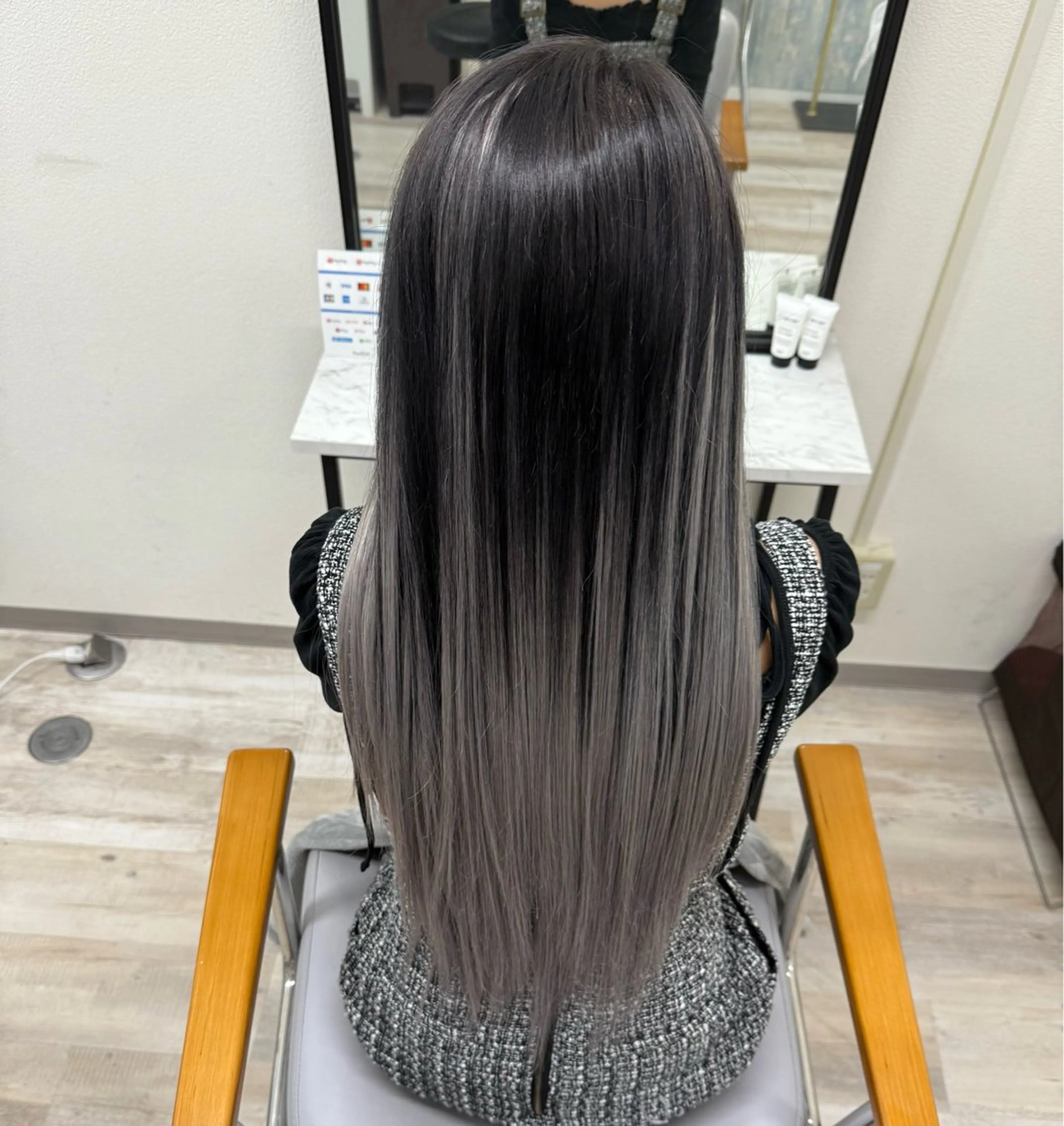 【地域最安】【当日予約OK】エクステハイトーン100本の写真